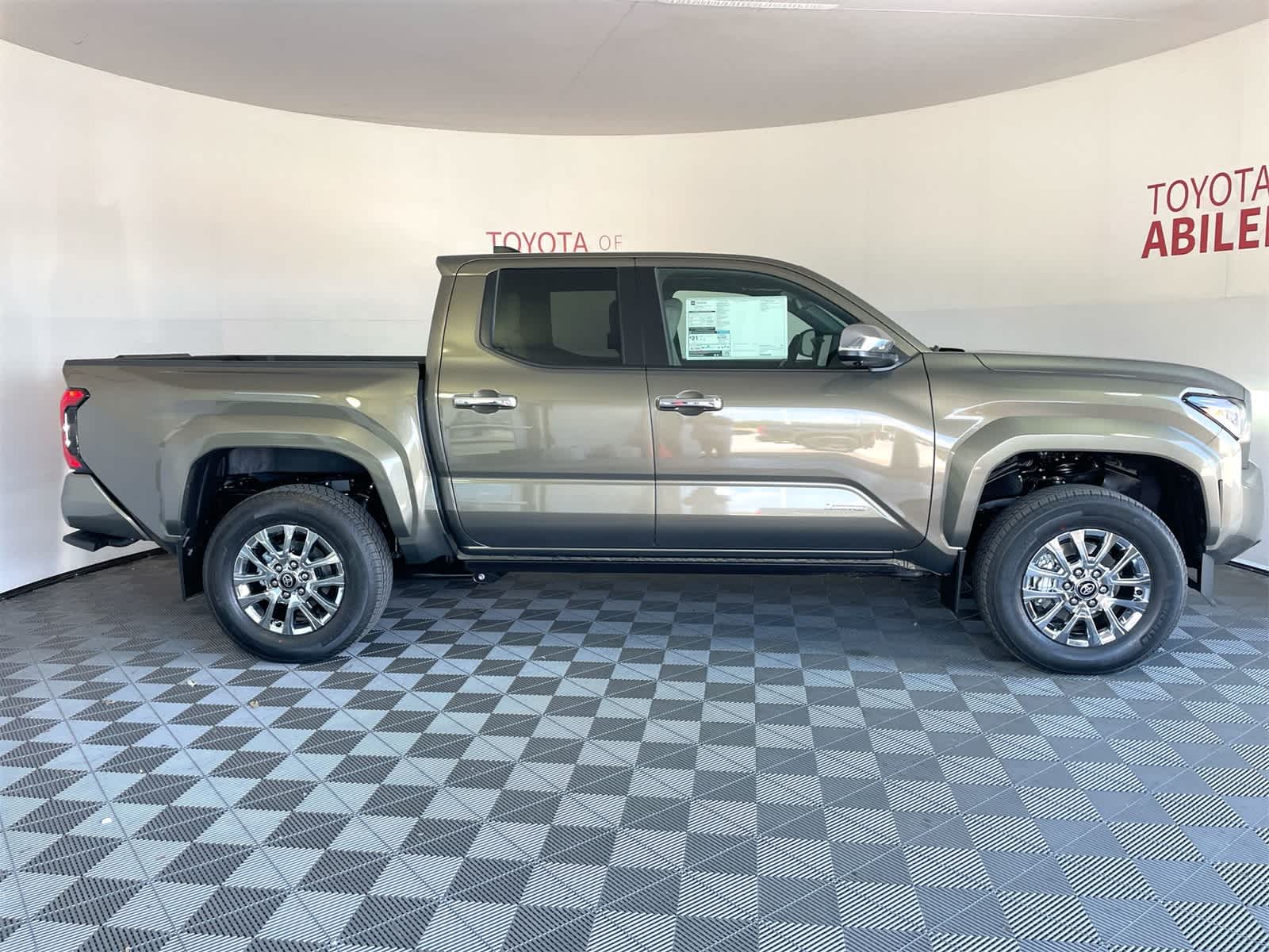 Thumbnail: 2025 Toyota Tacoma - 8
