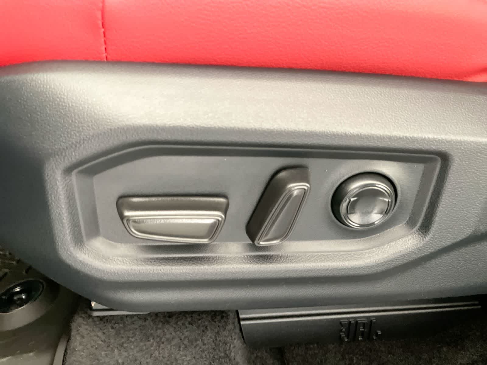 Thumbnail: 2026 Toyota Tundra - 10