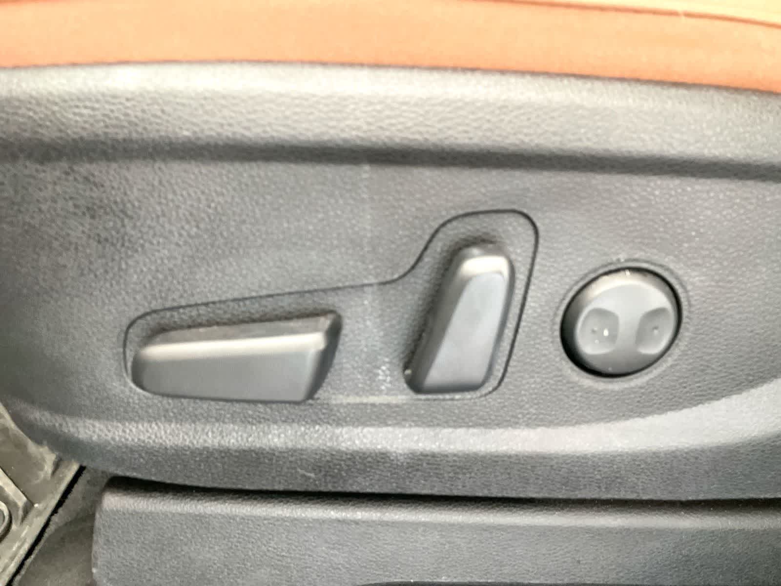 Thumbnail: 2025 Kia Telluride - 10