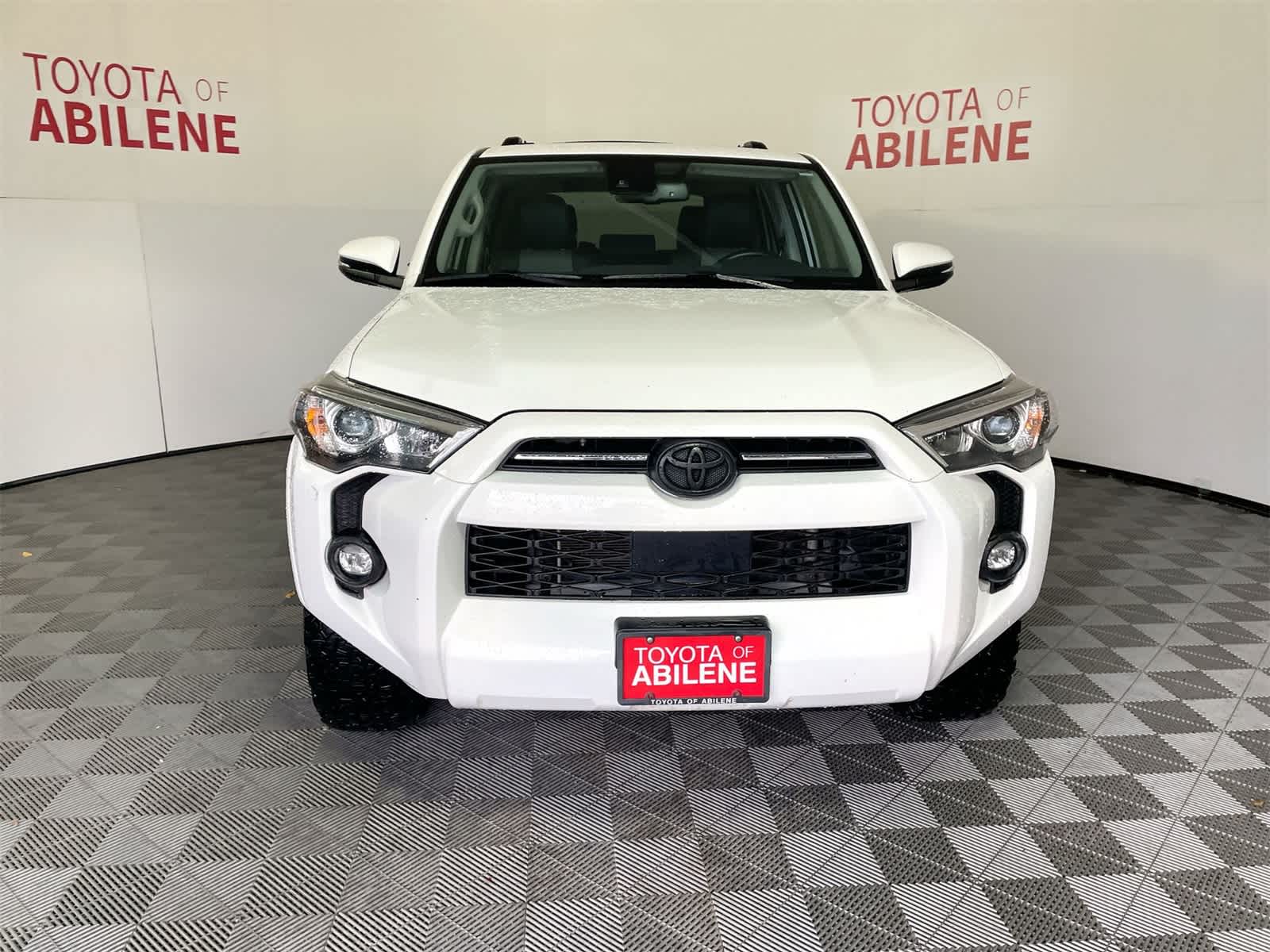 Thumbnail: 2023 Toyota 4Runner - 9