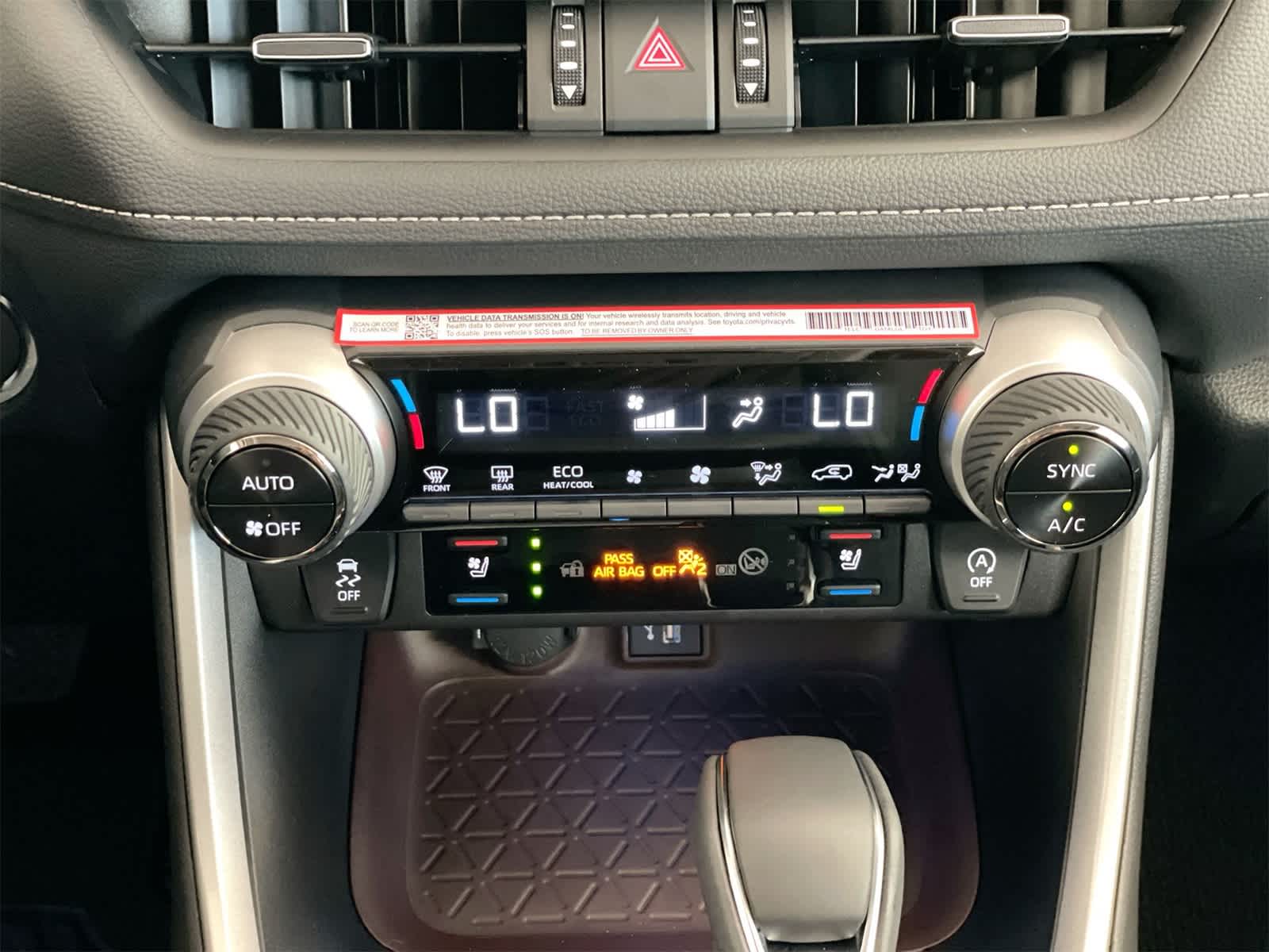 Thumbnail: 2025 Toyota RAV4 - 22