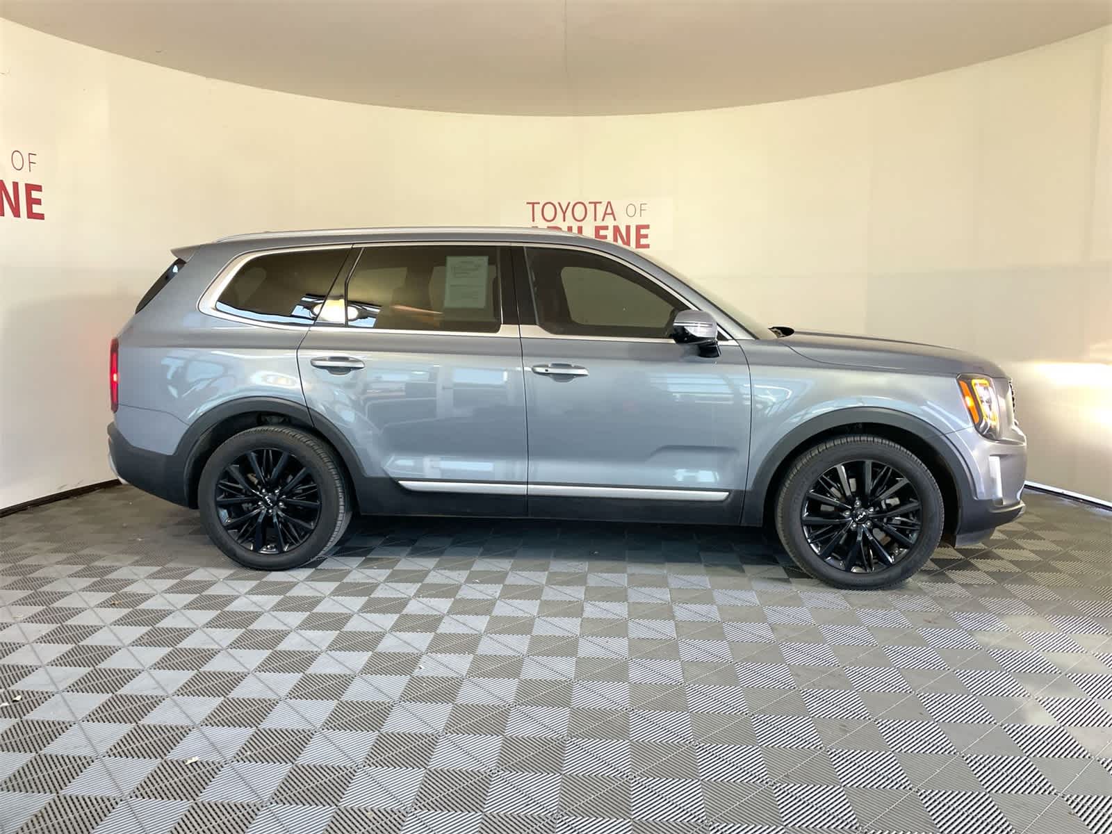 Thumbnail: 2022 Kia Telluride - 7