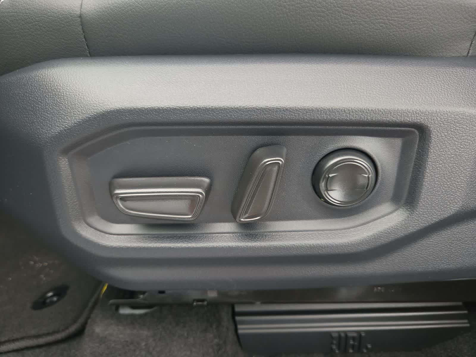 Thumbnail: 2026 Toyota Tundra - 11