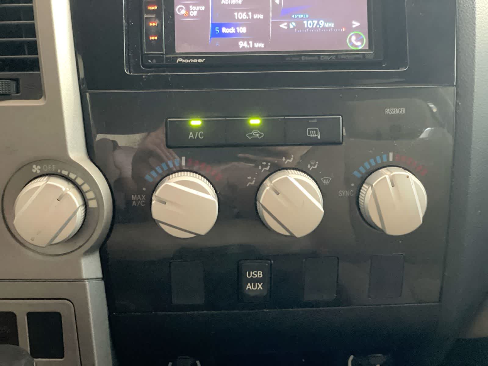 Thumbnail: 2013 Toyota Tundra - 22