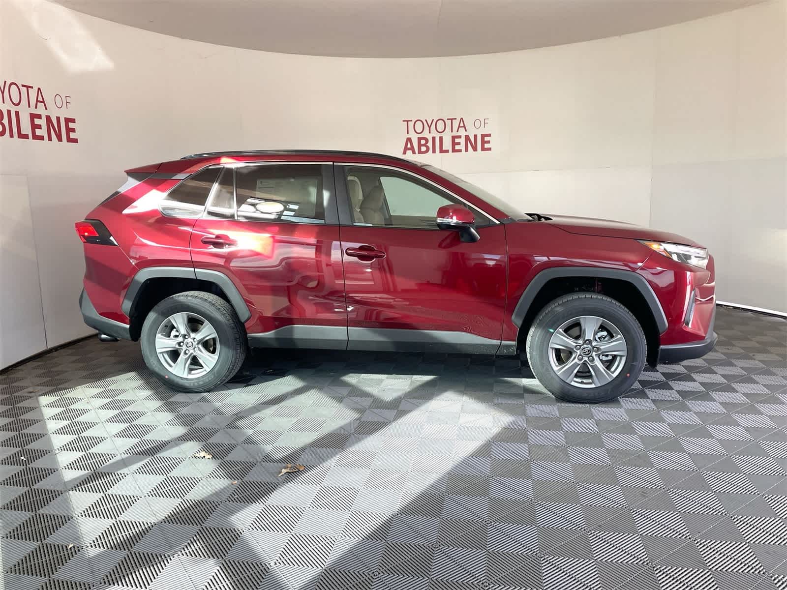 Thumbnail: 2025 Toyota RAV4 - 7