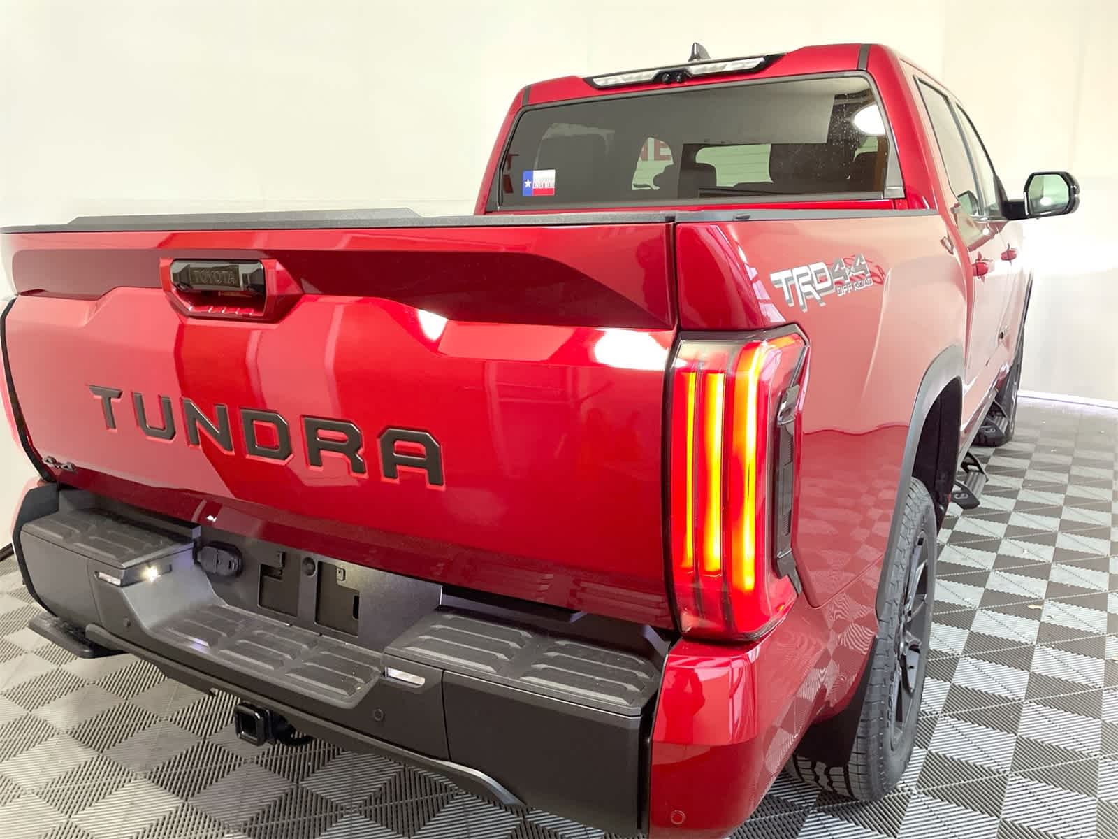 Thumbnail: 2026 Toyota Tundra - 6