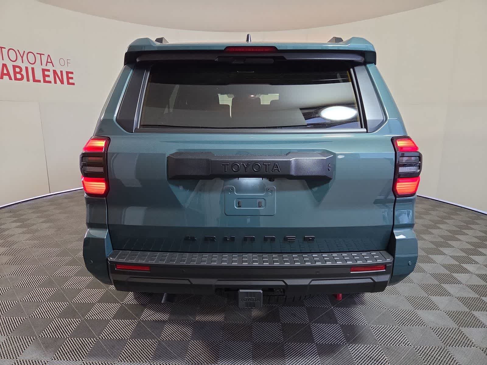 Thumbnail: 2026 Toyota 4Runner - 4