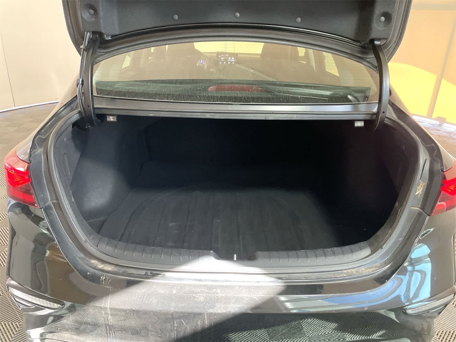 Thumbnail: 2019 Kia Forte - 5