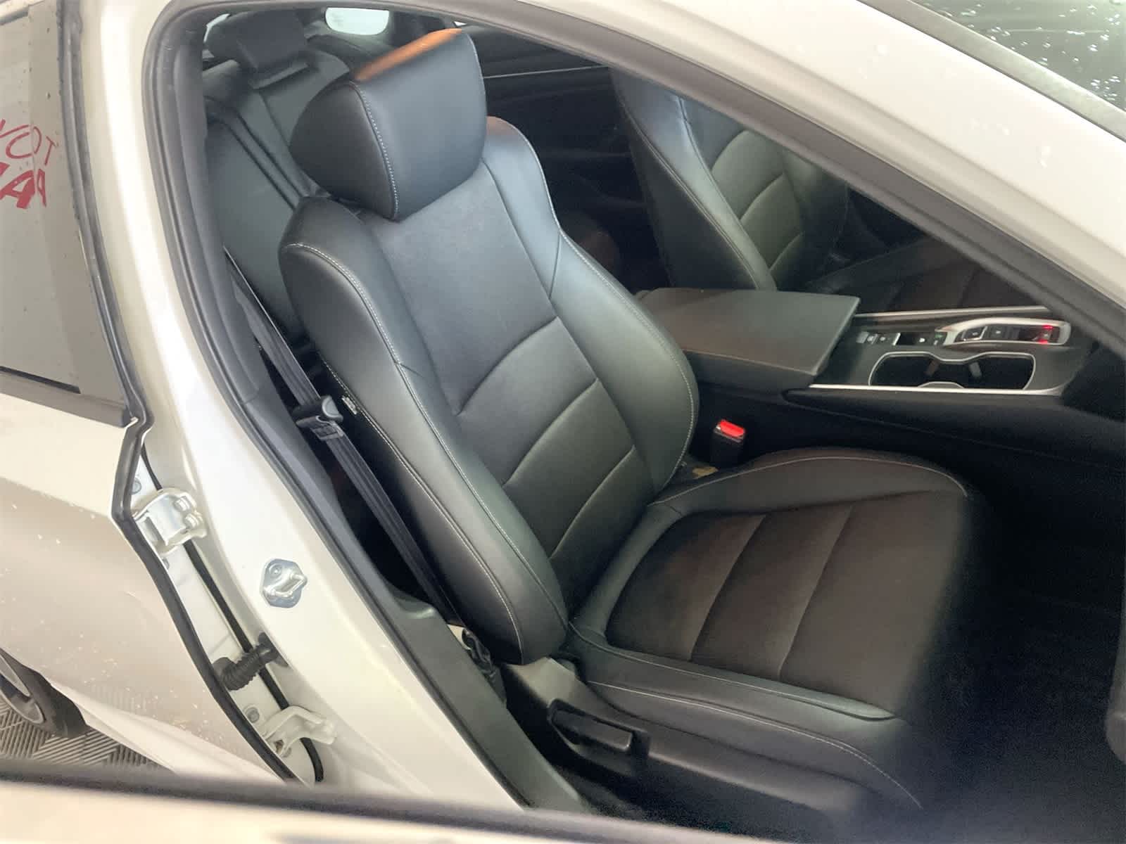 Thumbnail: 2022 Honda Accord - 14