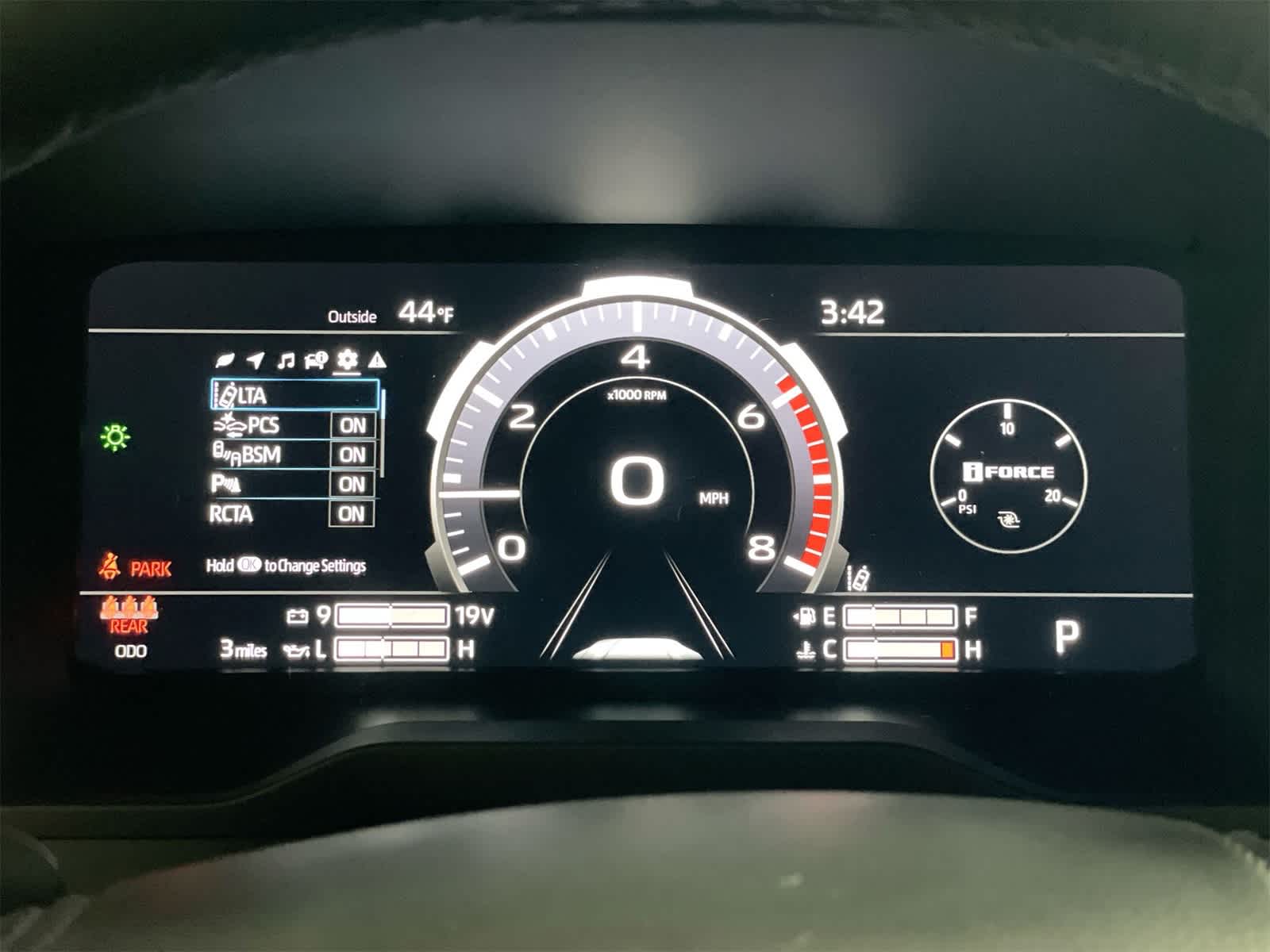 Thumbnail: 2026 Toyota Tundra - 18