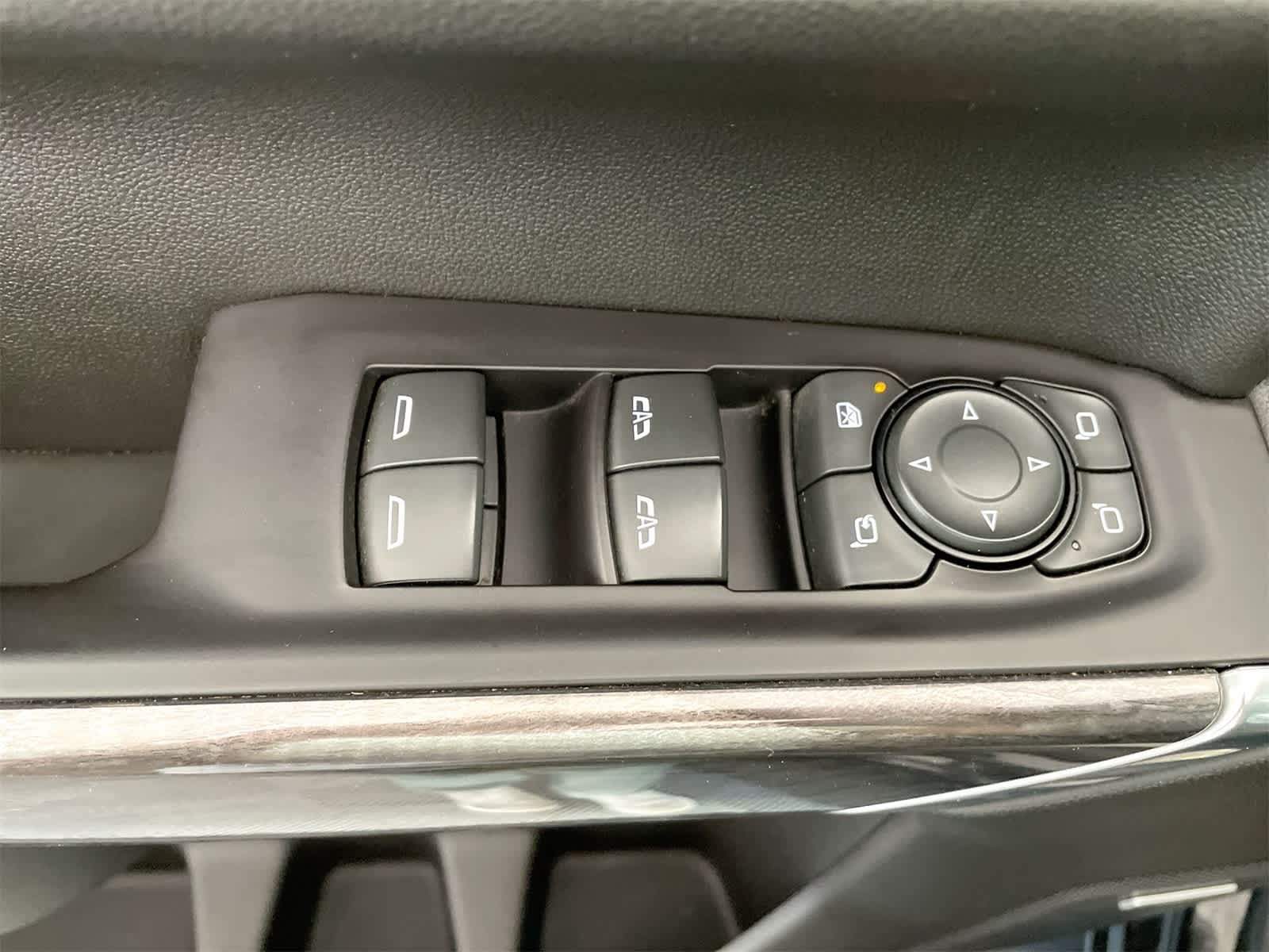 Thumbnail: 2019 Chevrolet Silverado 1500 - 12