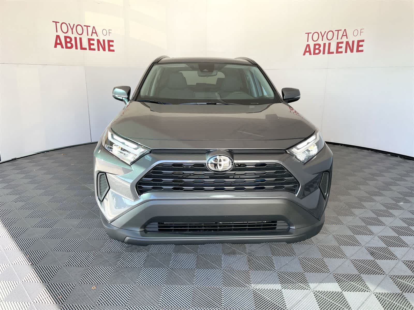 Thumbnail: 2025 Toyota RAV4 - 9