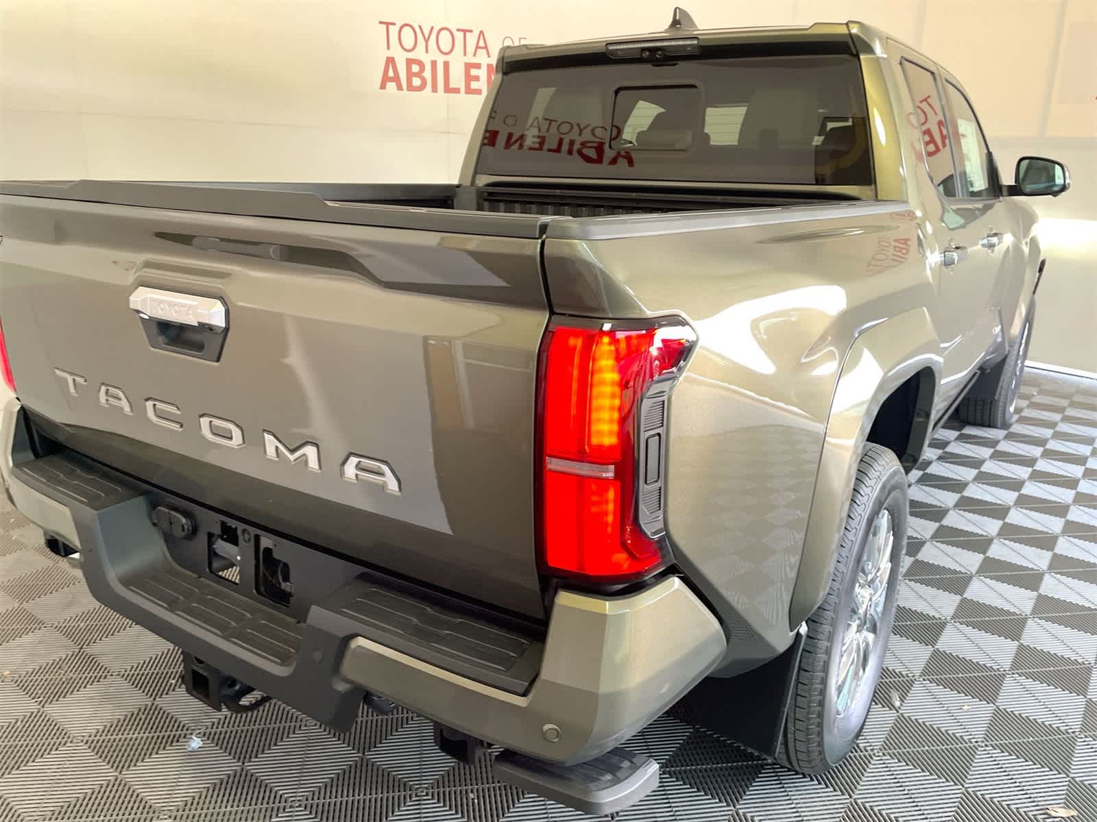 Thumbnail: 2025 Toyota Tacoma - 7
