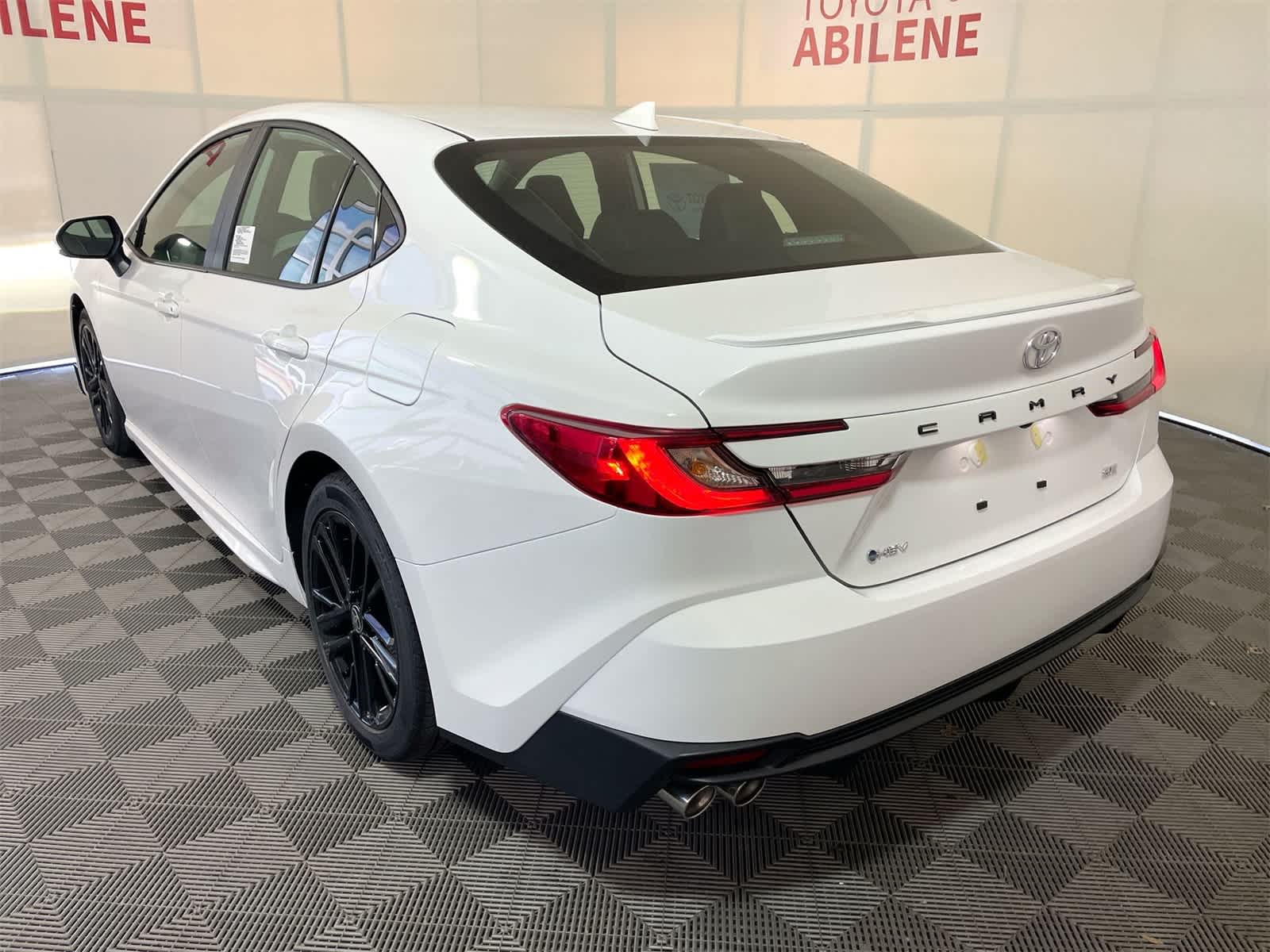 Thumbnail: 2025 Toyota Camry - 3