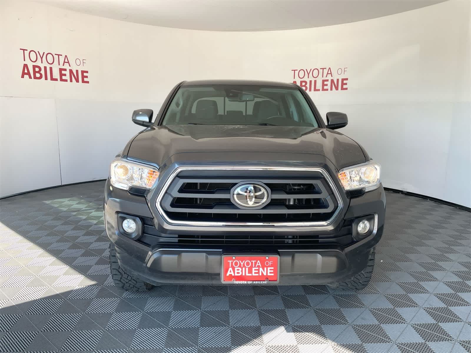Thumbnail: 2023 Toyota Tacoma - 9
