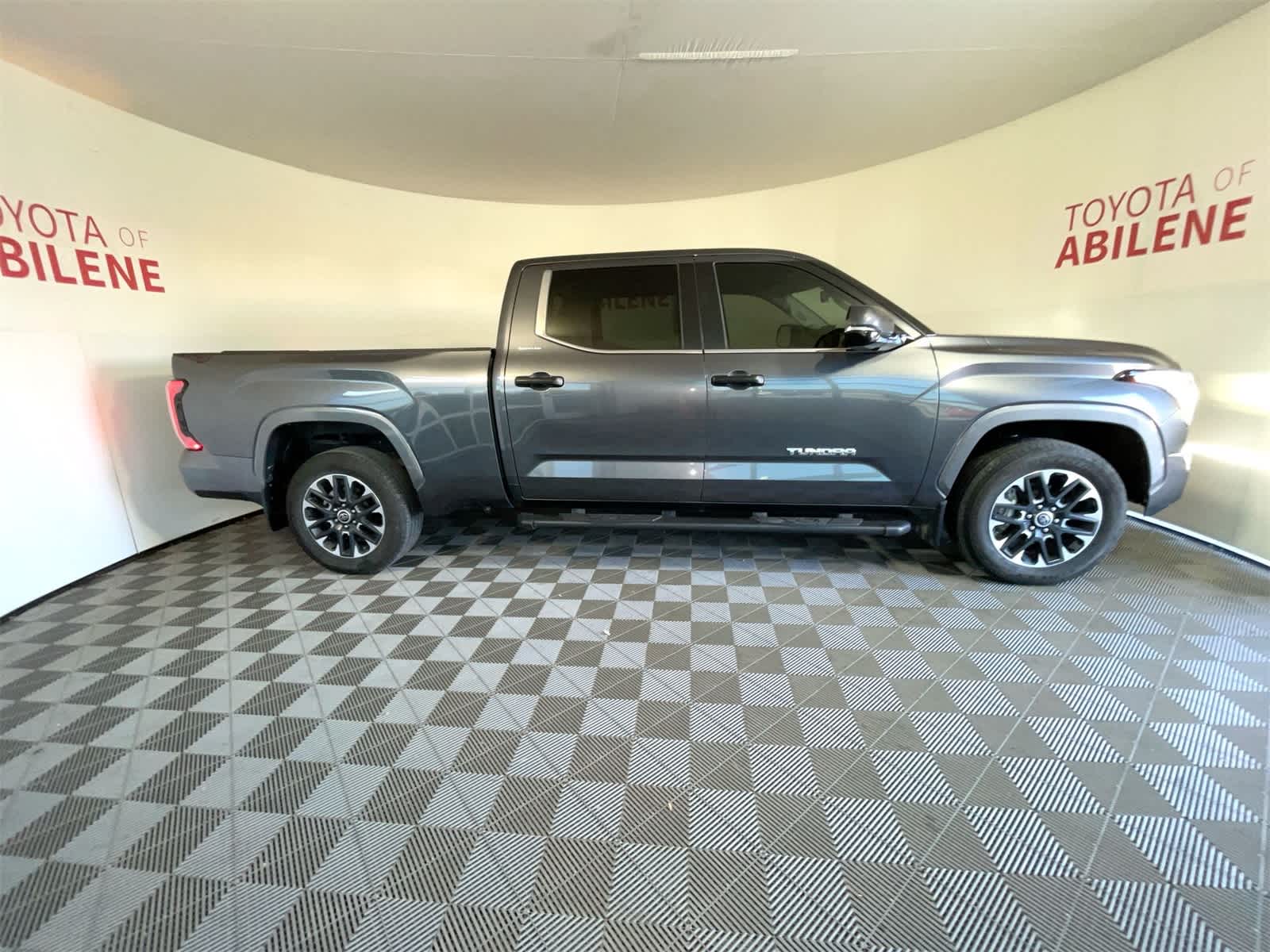 Thumbnail: 2024 Toyota Tundra - 7