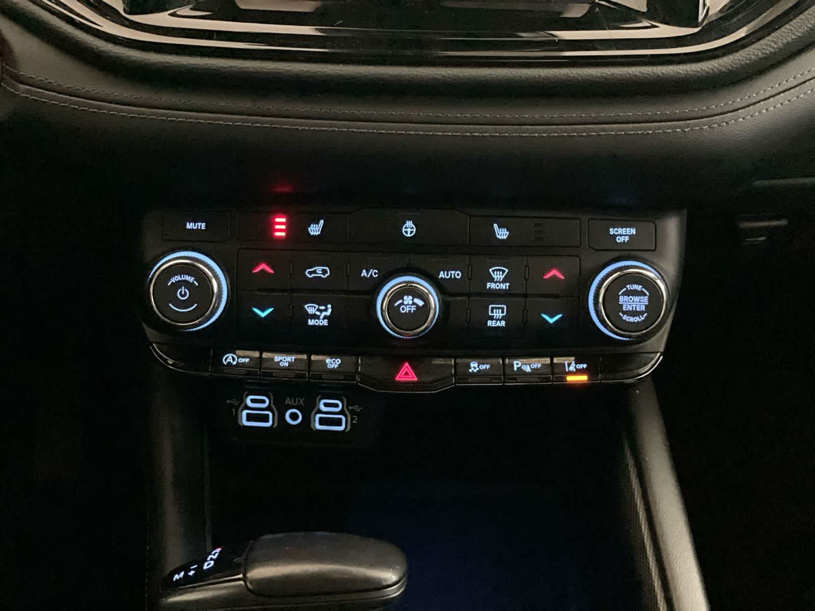 Thumbnail: 2022 Dodge Durango - 21
