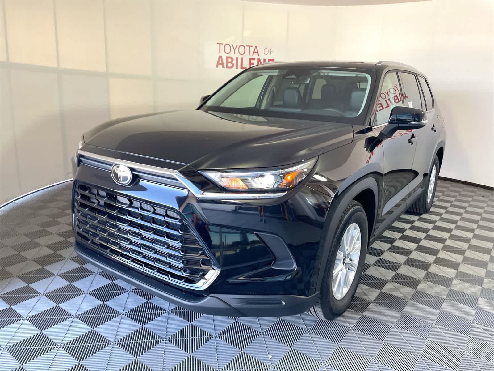 Thumbnail: 2025 Toyota Grand Highlander - 1