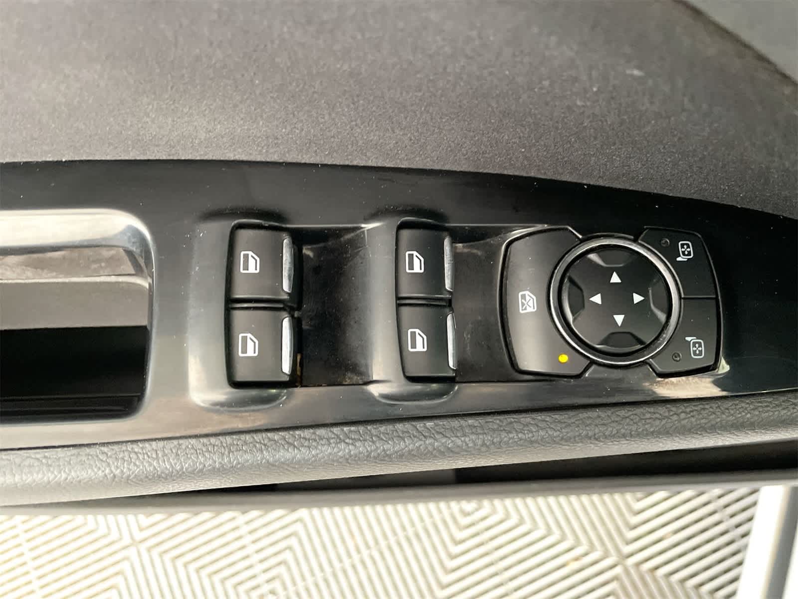 Thumbnail: 2015 Ford Fusion - 12