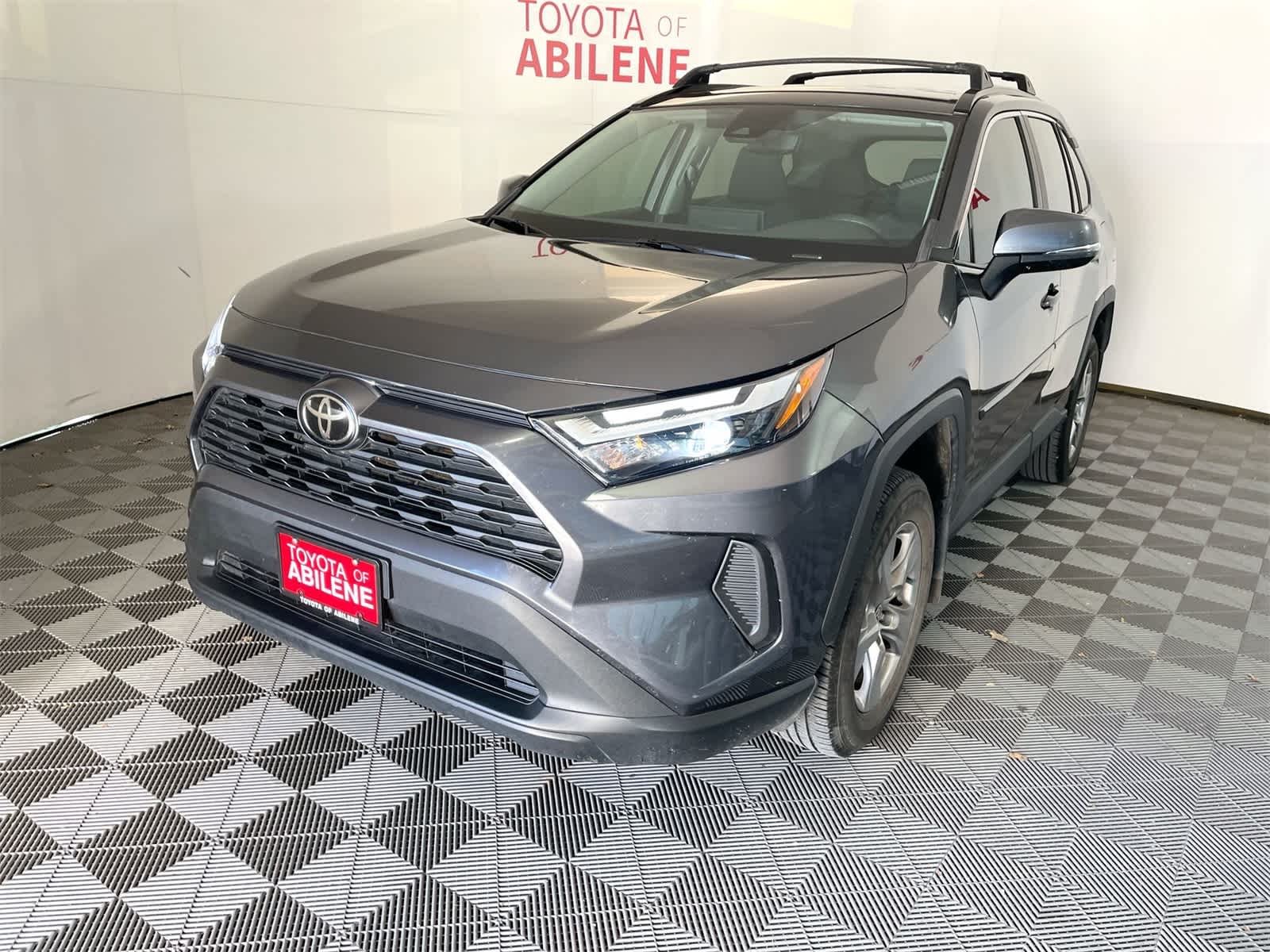 Thumbnail: 2022 Toyota RAV4 - 1