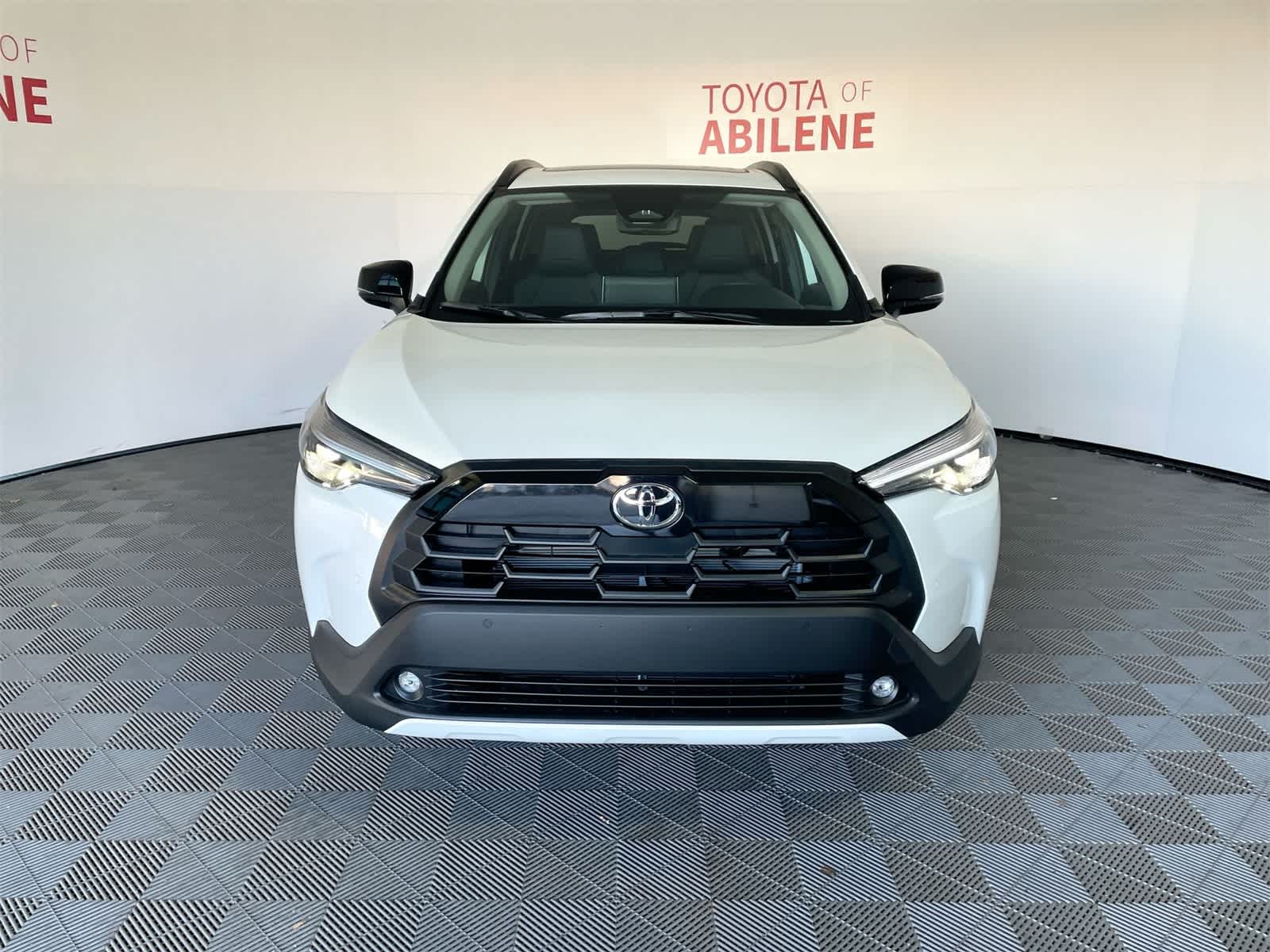 Thumbnail: 2026 Toyota Corolla Cross - 9