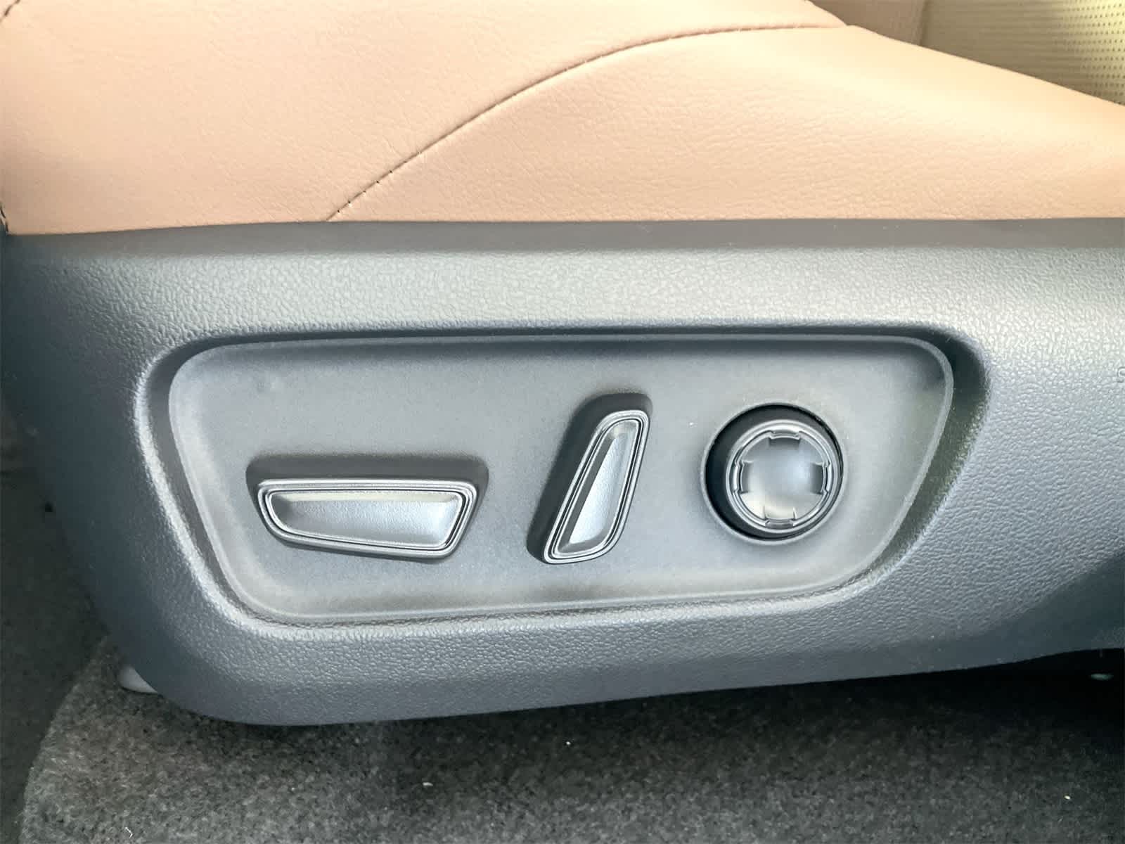 Thumbnail: 2026 Toyota 4Runner - 10