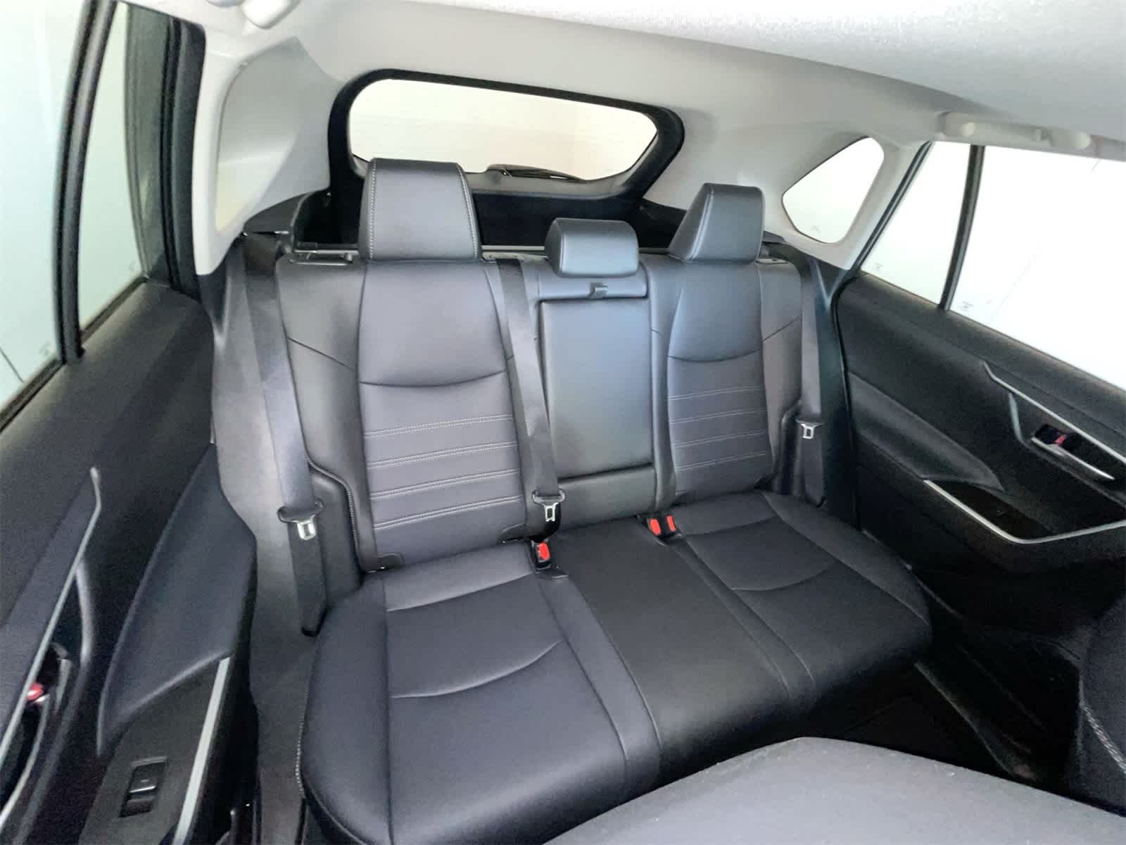 Thumbnail: 2025 Toyota RAV4 - 14