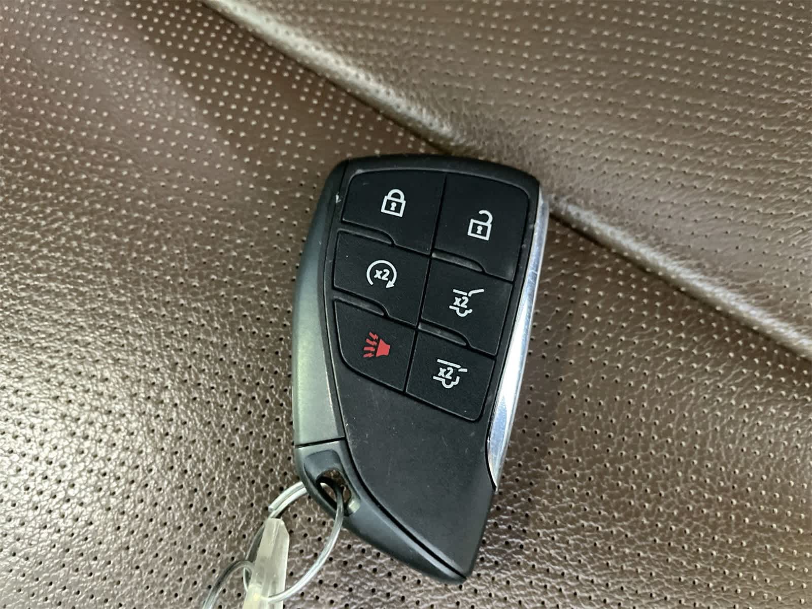 Thumbnail: 2021 Chevrolet Tahoe - 29