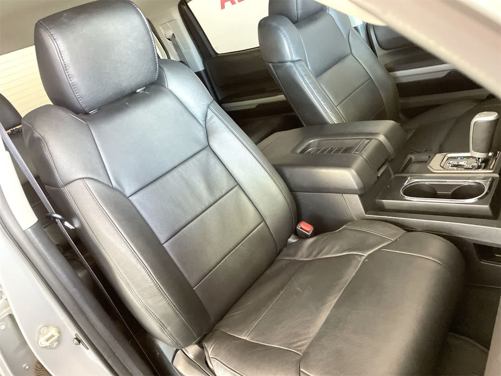 Thumbnail: 2020 Toyota Tundra - 11