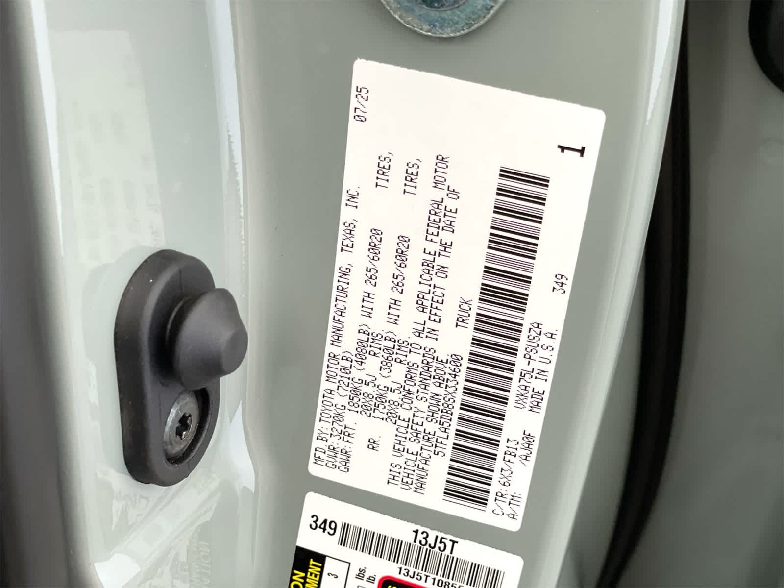 Thumbnail: 2025 Toyota Tundra - 28