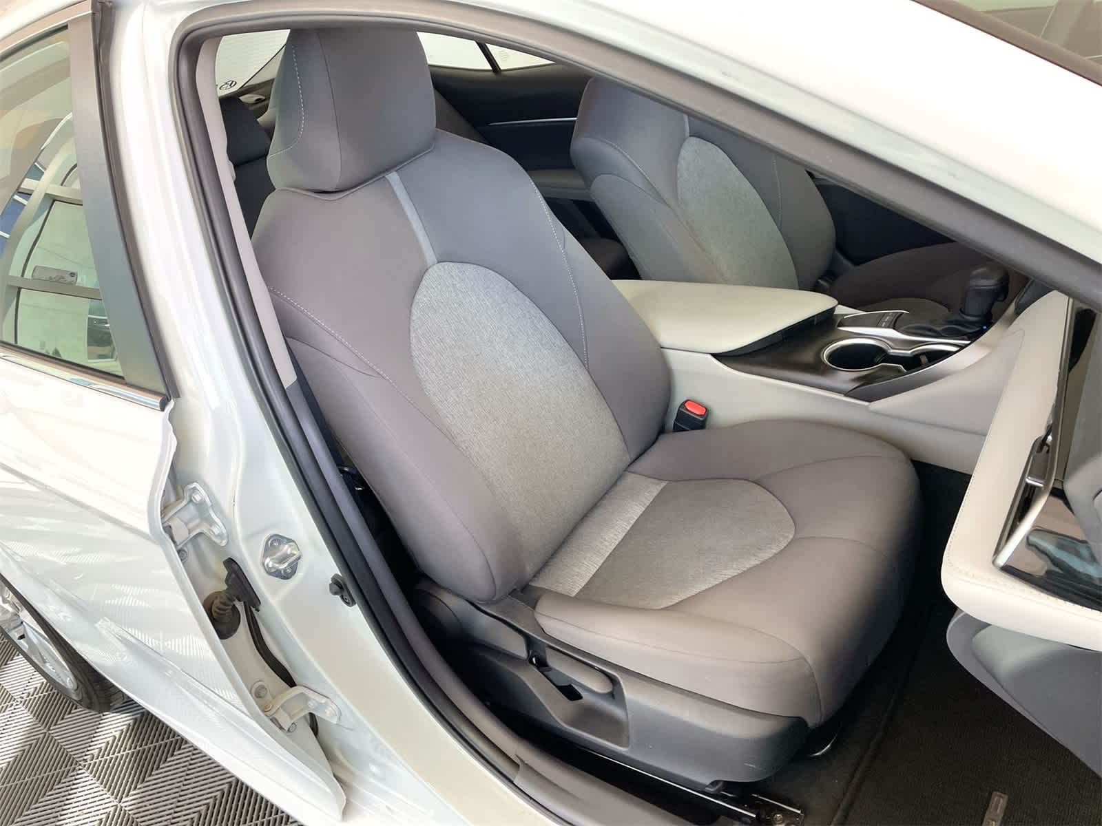 Thumbnail: 2023 Toyota Camry - 14