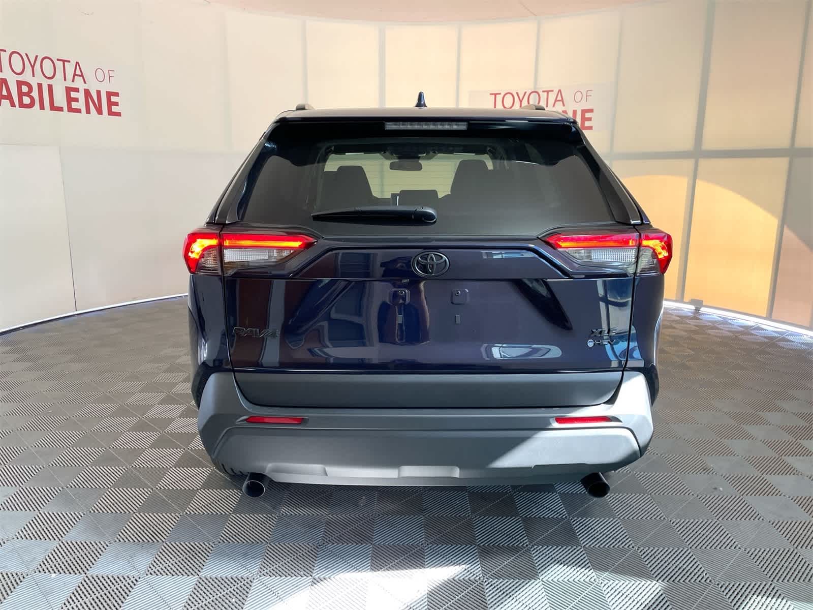 Thumbnail: 2025 Toyota RAV4 - 4