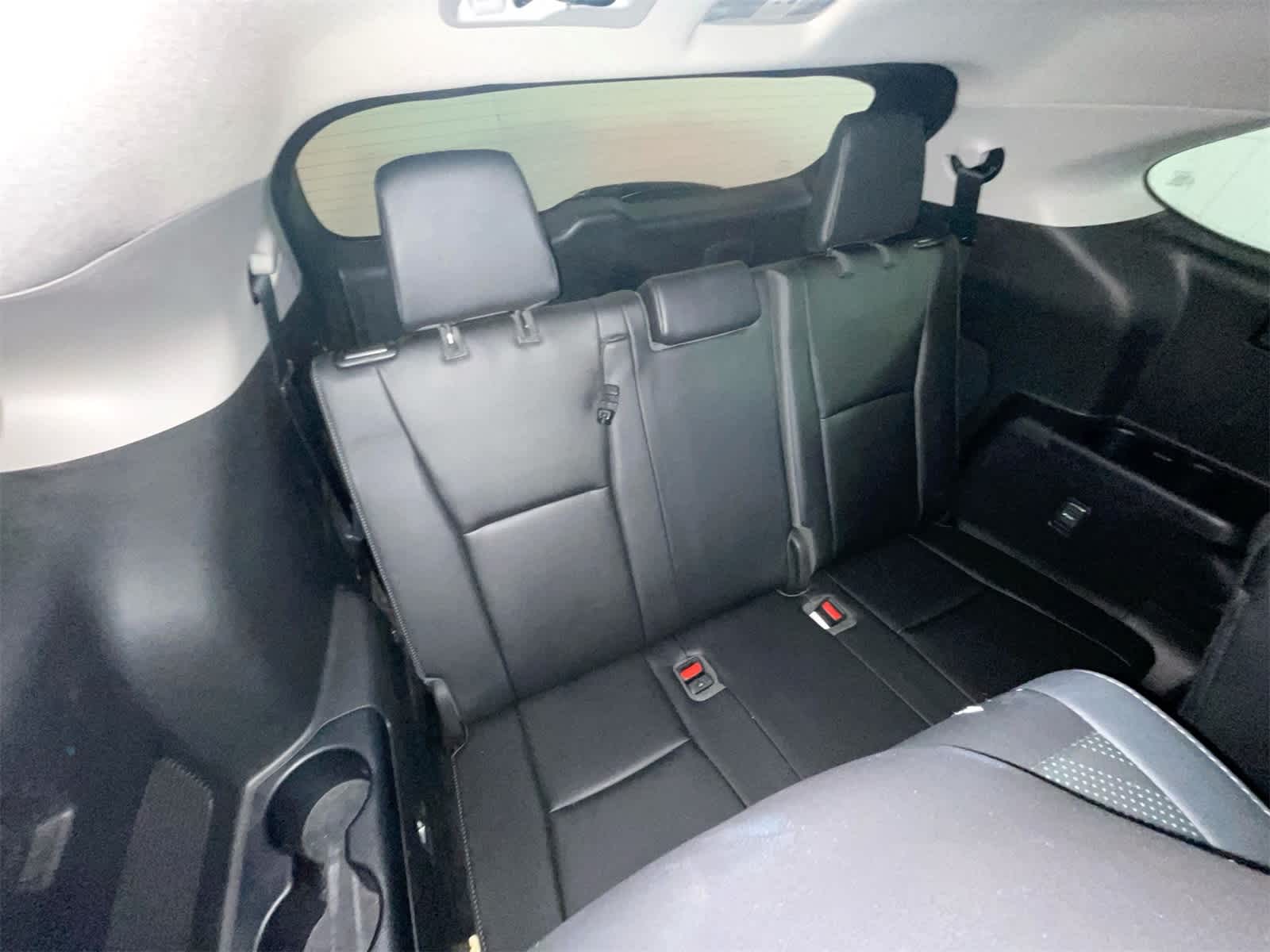 Thumbnail: 2020 Toyota Highlander - 15