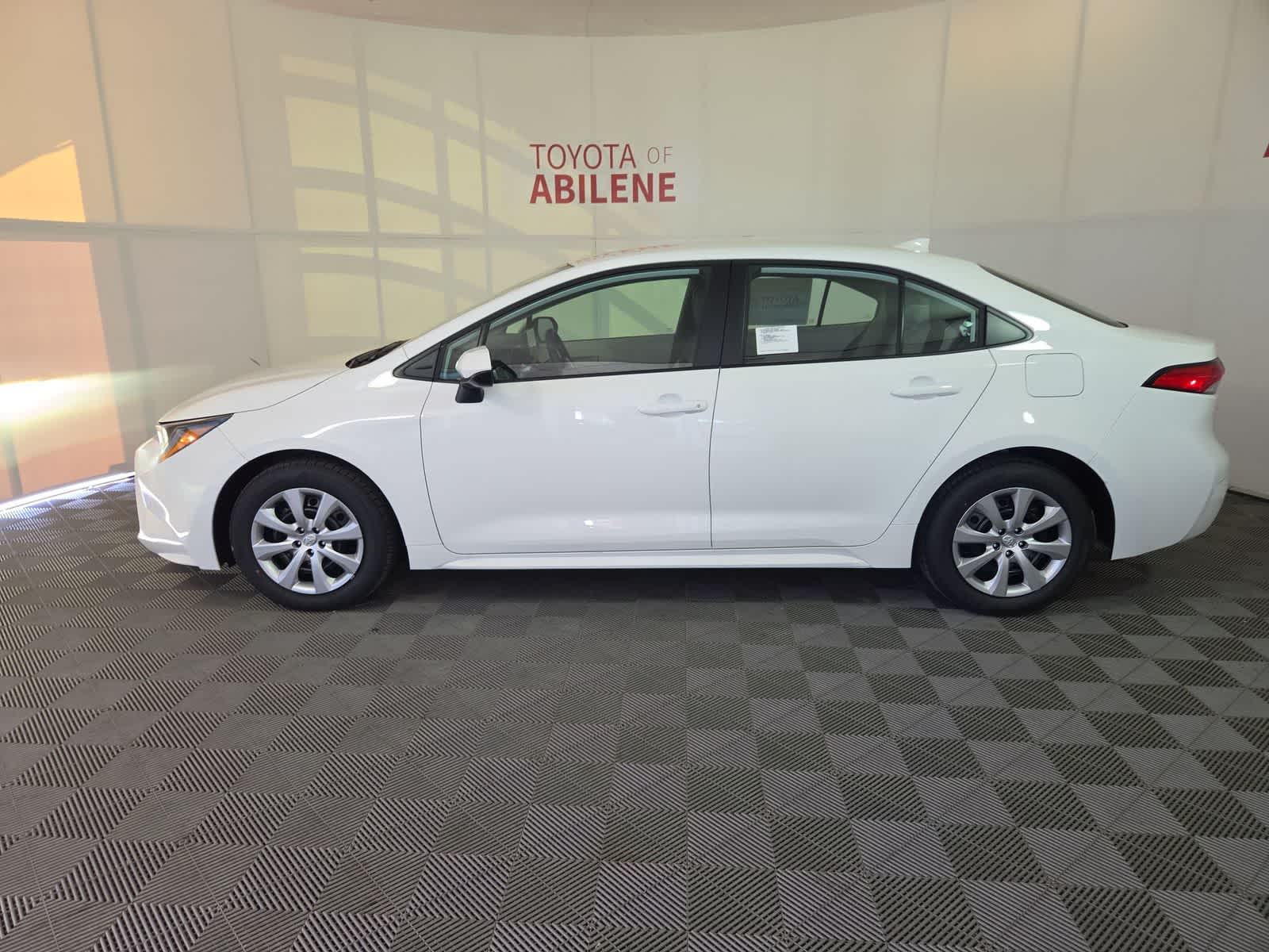 Thumbnail: 2026 Toyota Corolla - 2