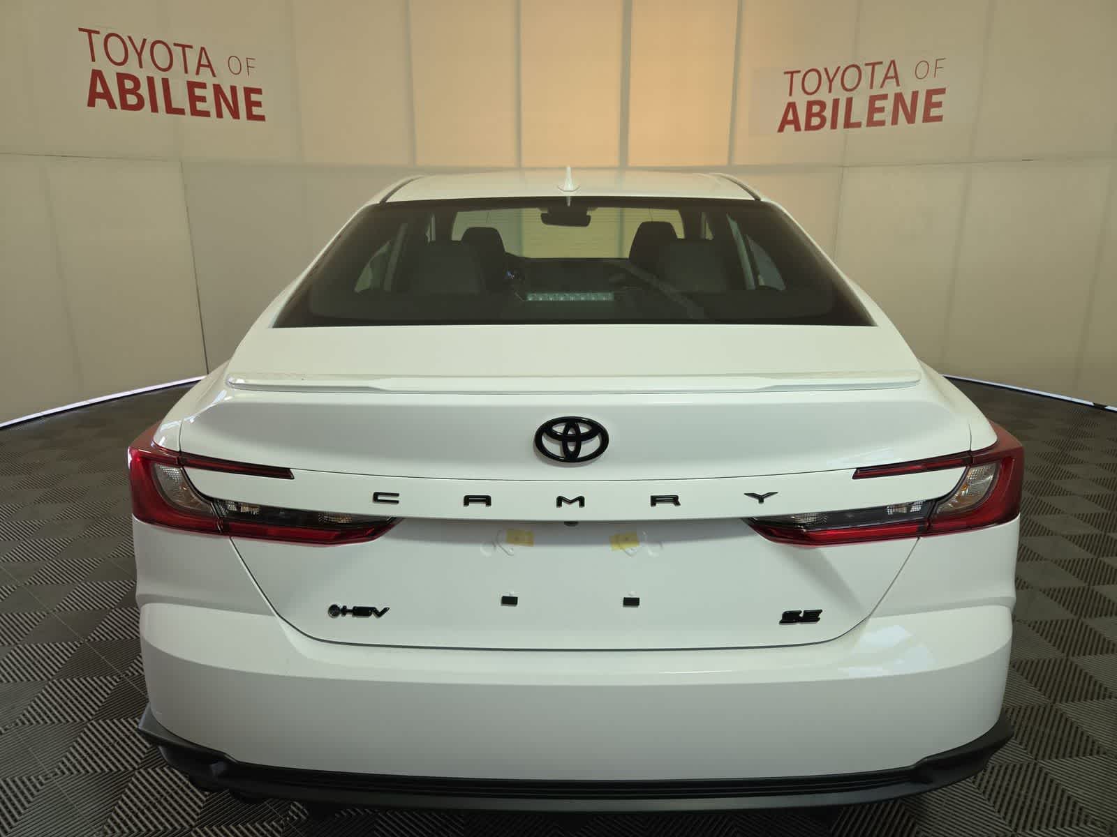 Thumbnail: 2026 Toyota Camry - 4