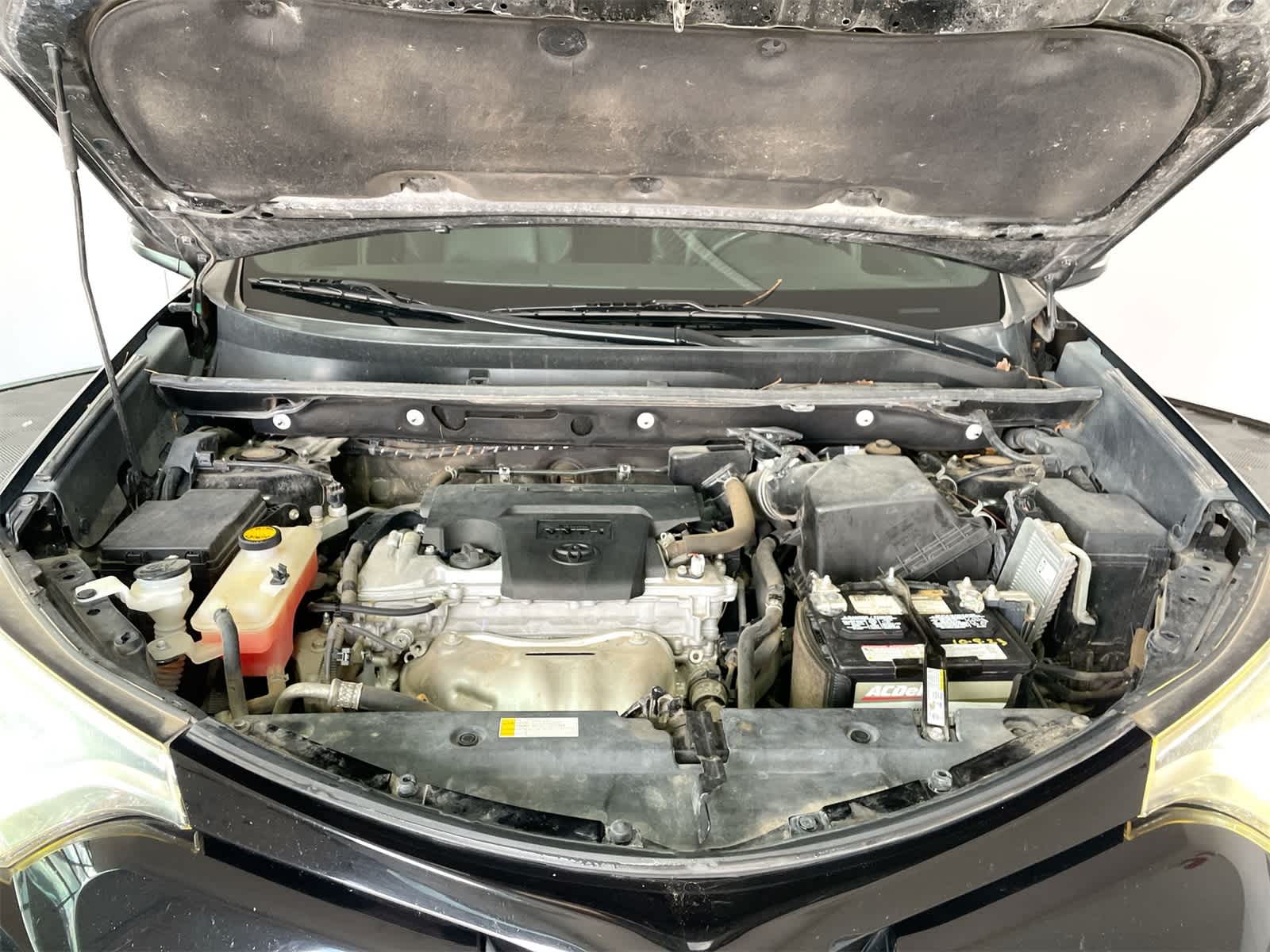 Thumbnail: 2018 Toyota RAV4 - 26