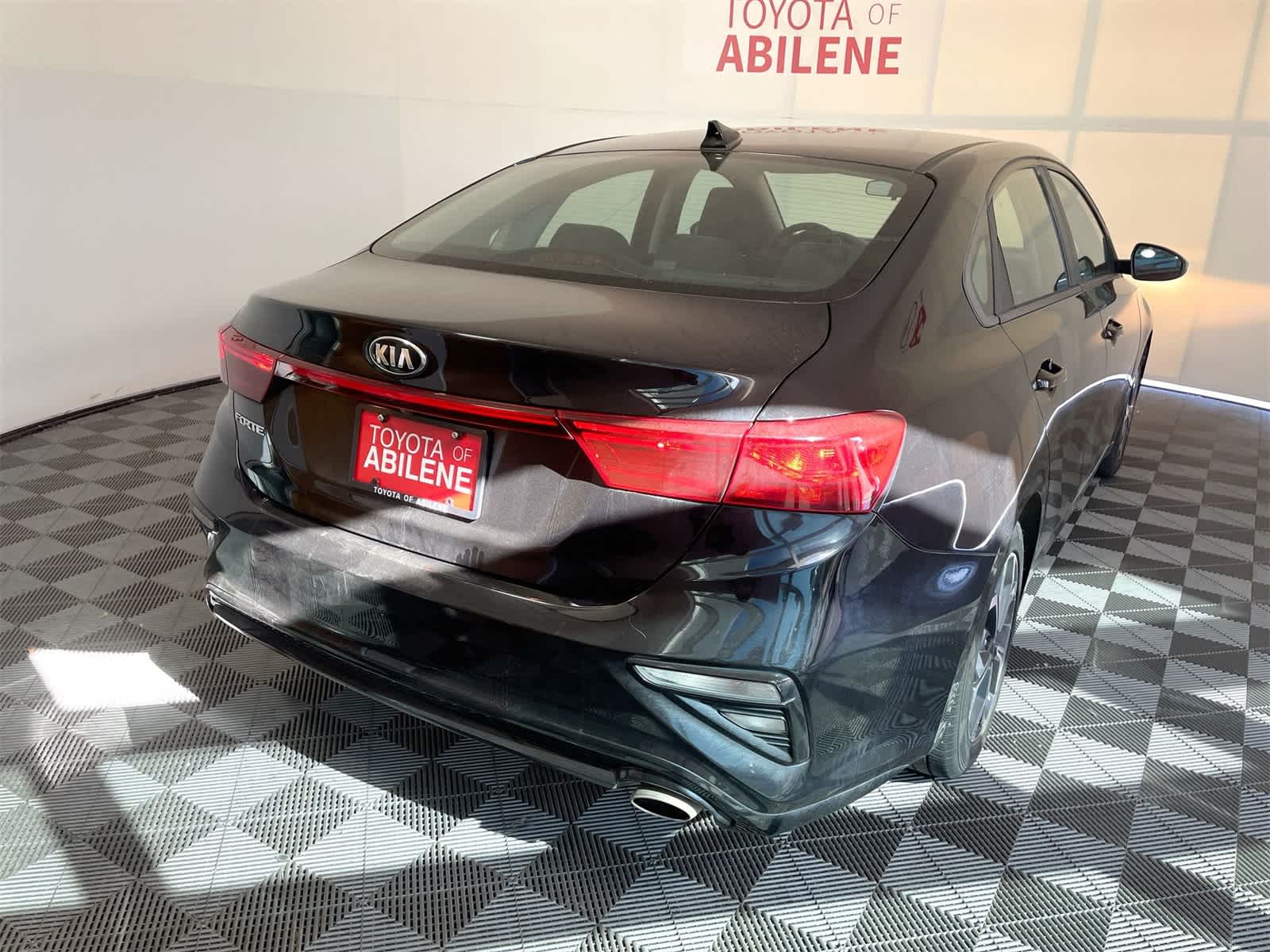 Thumbnail: 2019 Kia Forte - 6