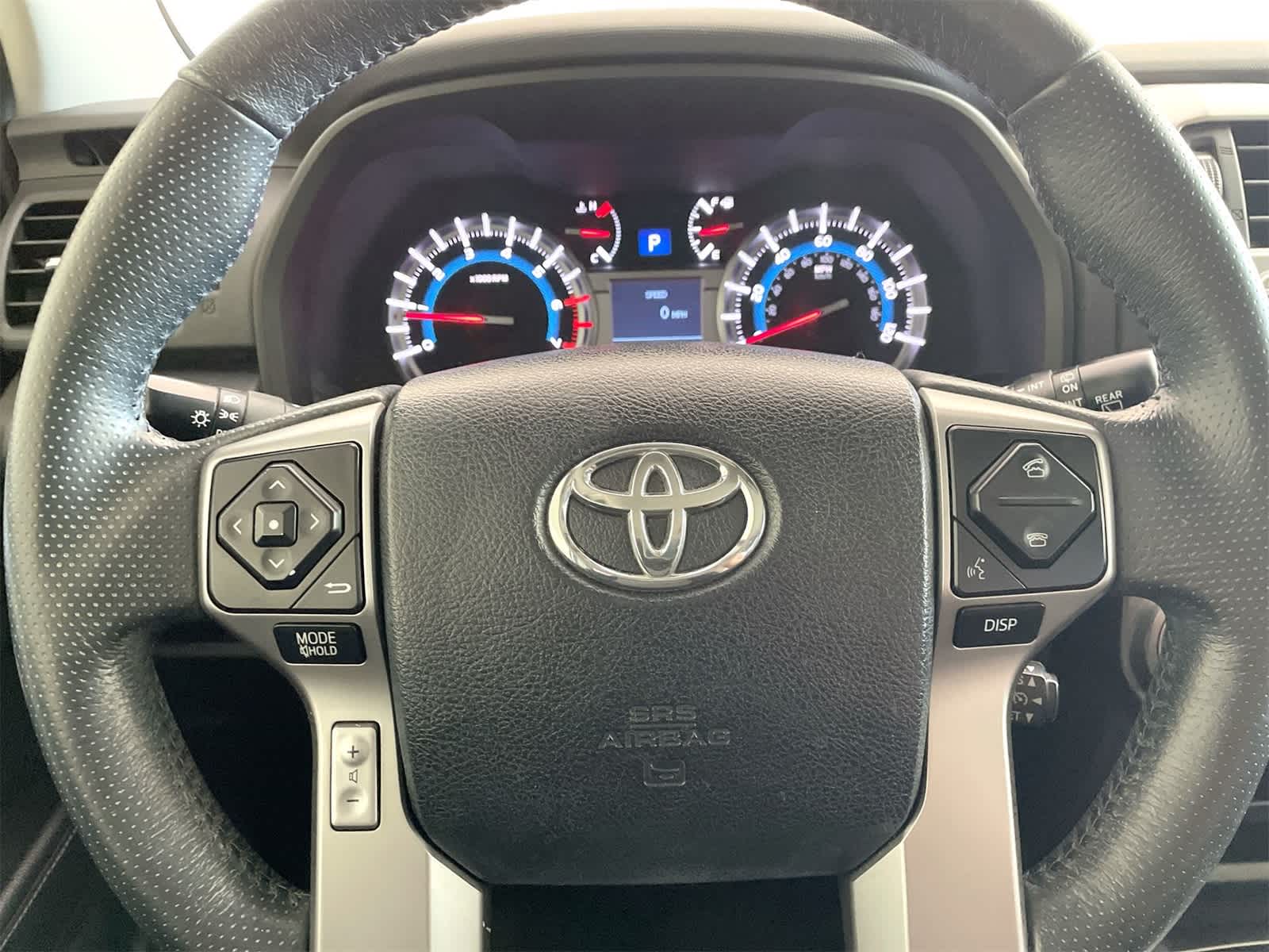 Thumbnail: 2016 Toyota 4Runner - 18