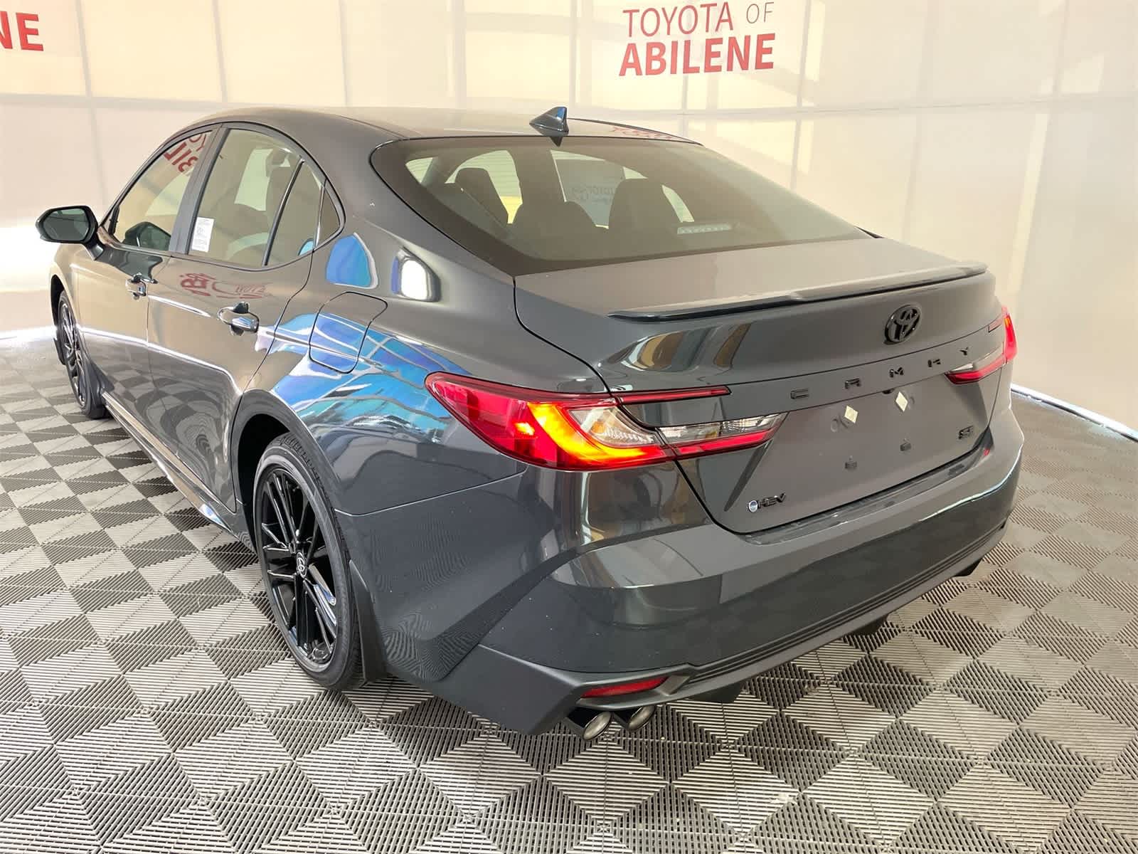 Thumbnail: 2026 Toyota Camry - 3