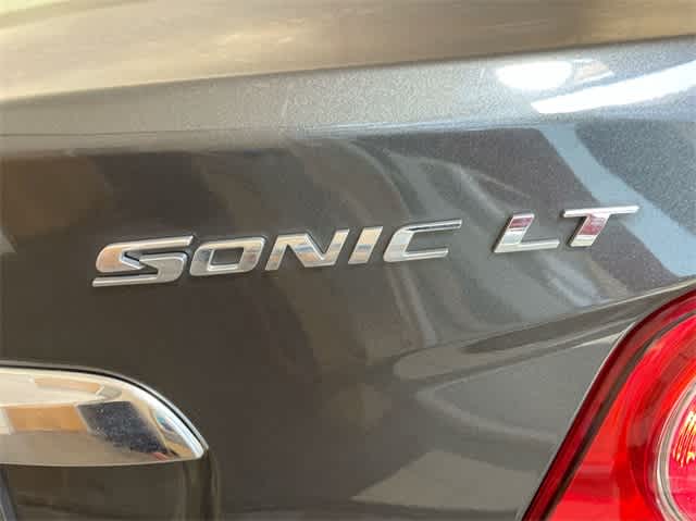 2016 Chevrolet Sonic LT 6
