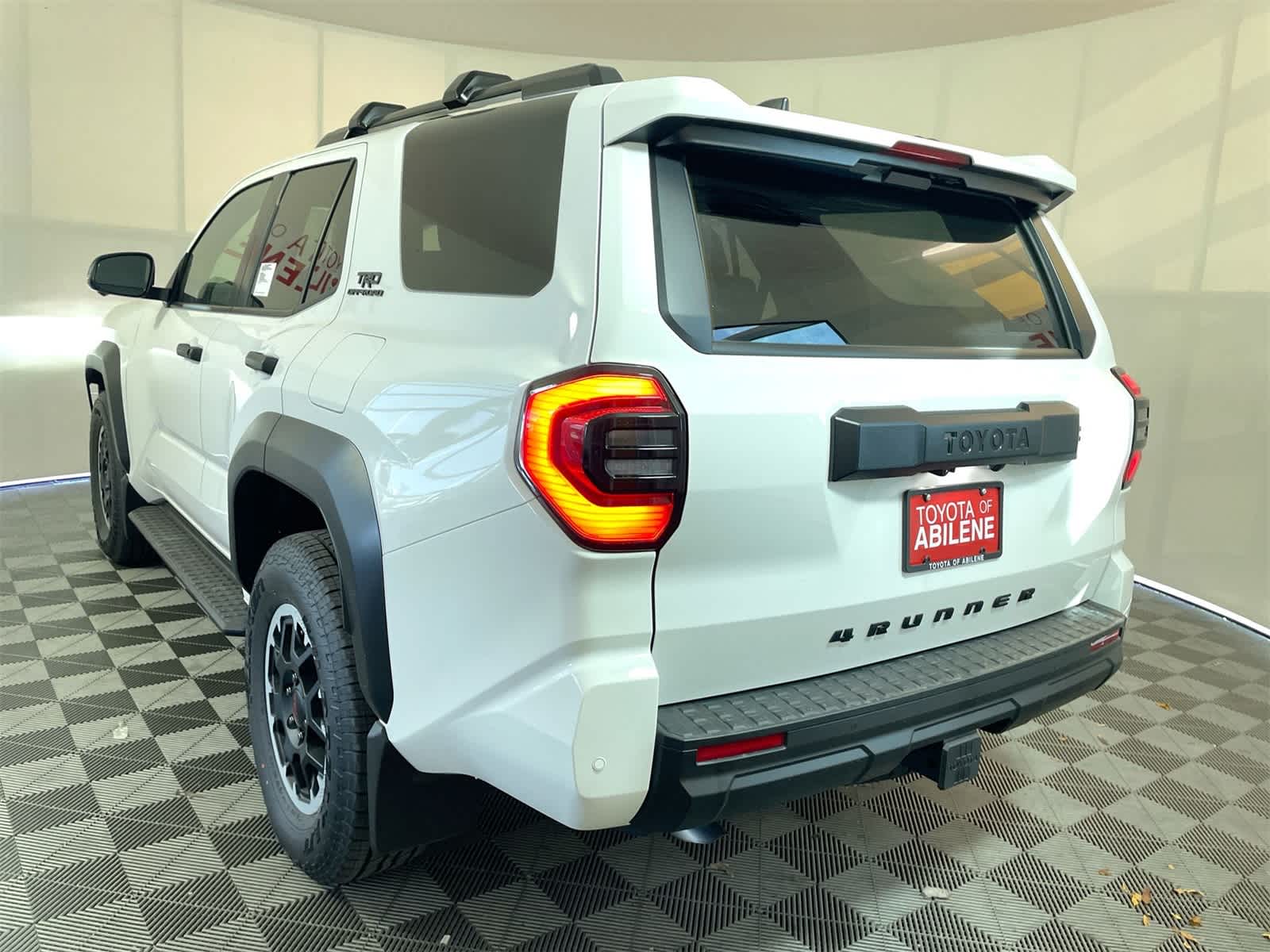 Thumbnail: 2025 Toyota 4Runner - 3