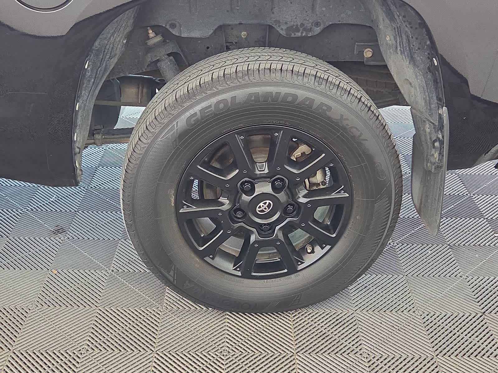 Thumbnail: 2020 Toyota Tundra - 23