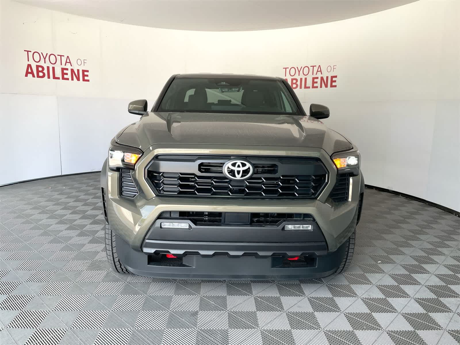 Thumbnail: 2025 Toyota Tacoma - 8