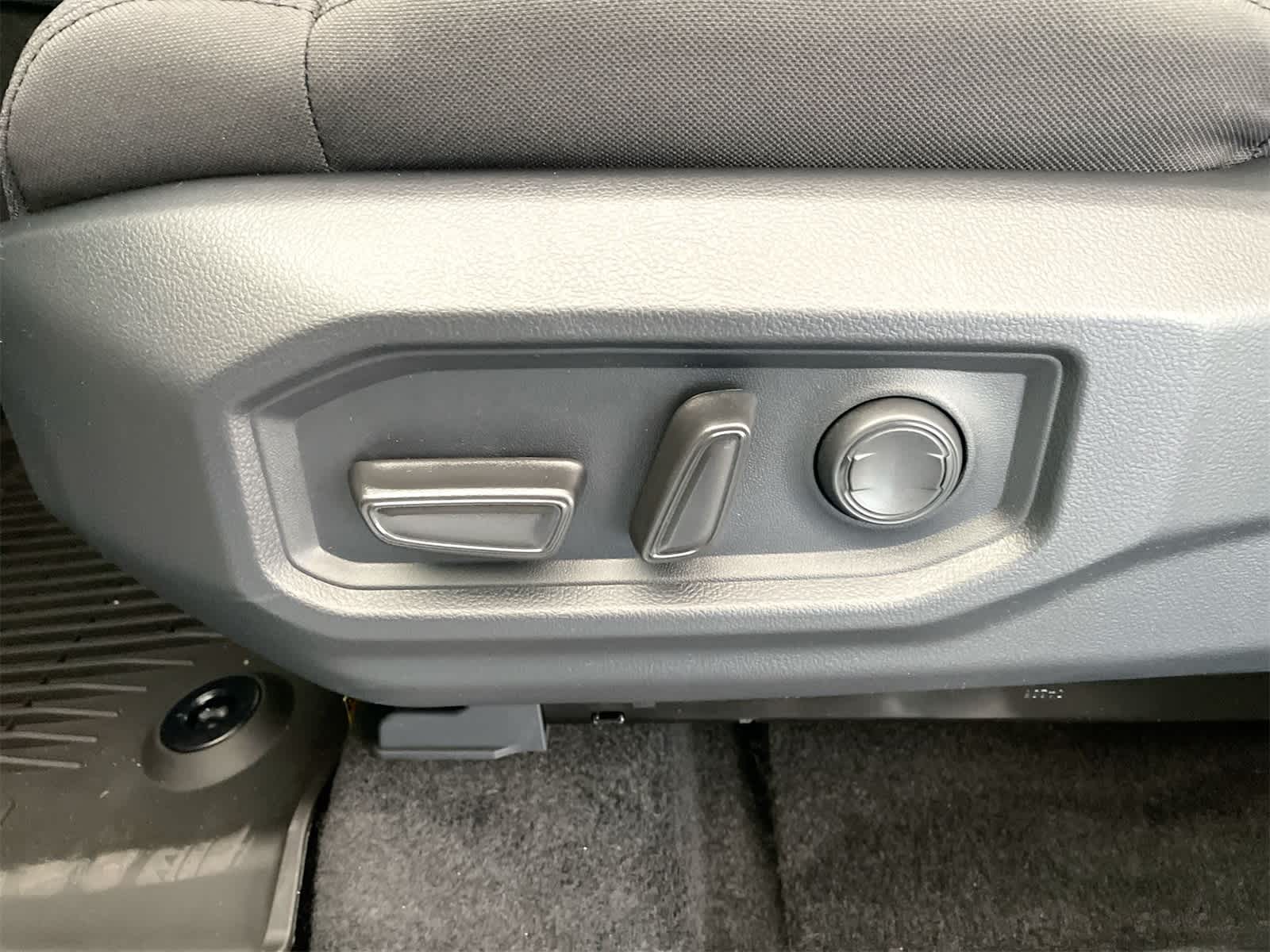 Thumbnail: 2026 Toyota Tundra - 10