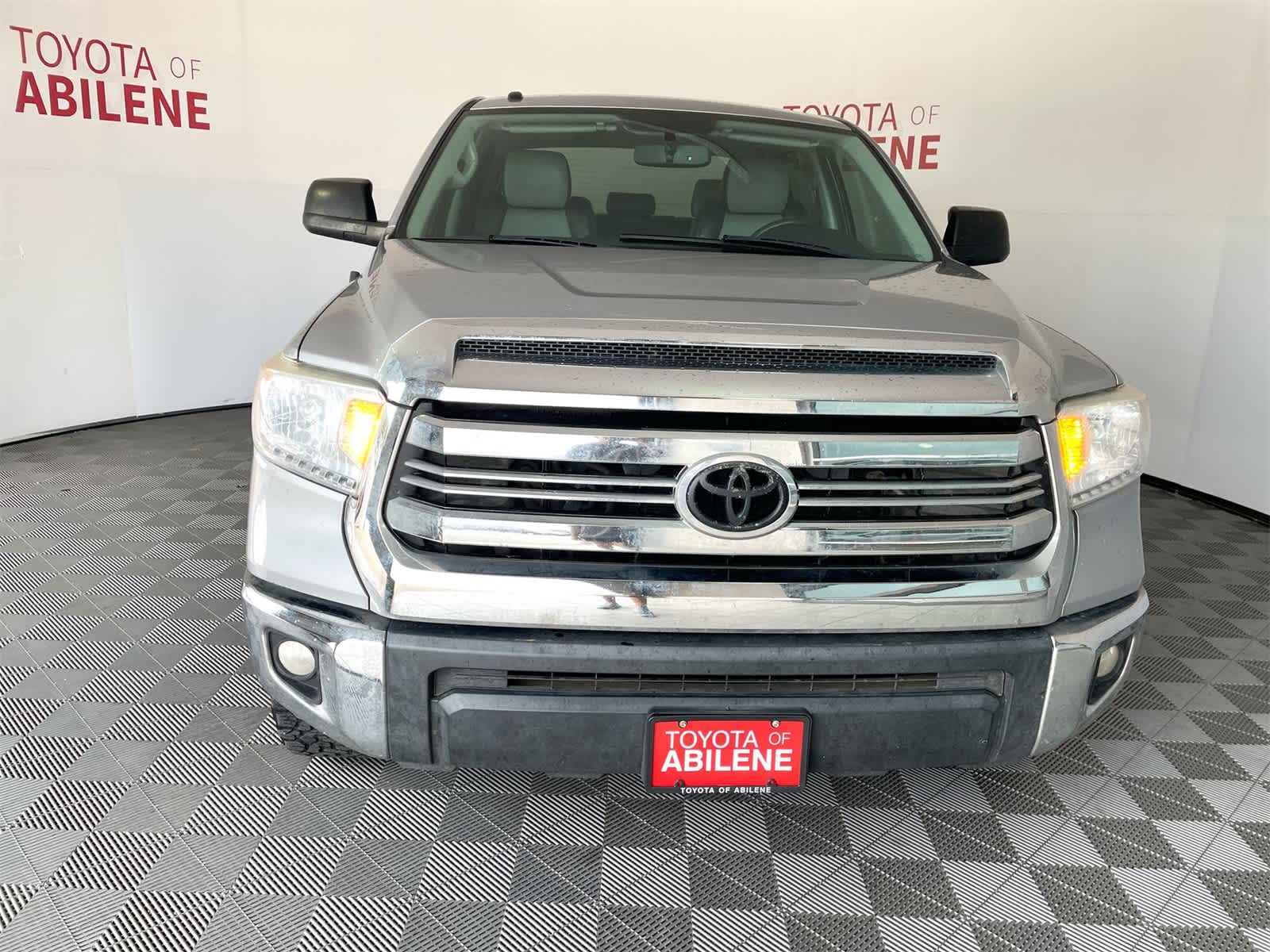 Thumbnail: 2016 Toyota Tundra - 9