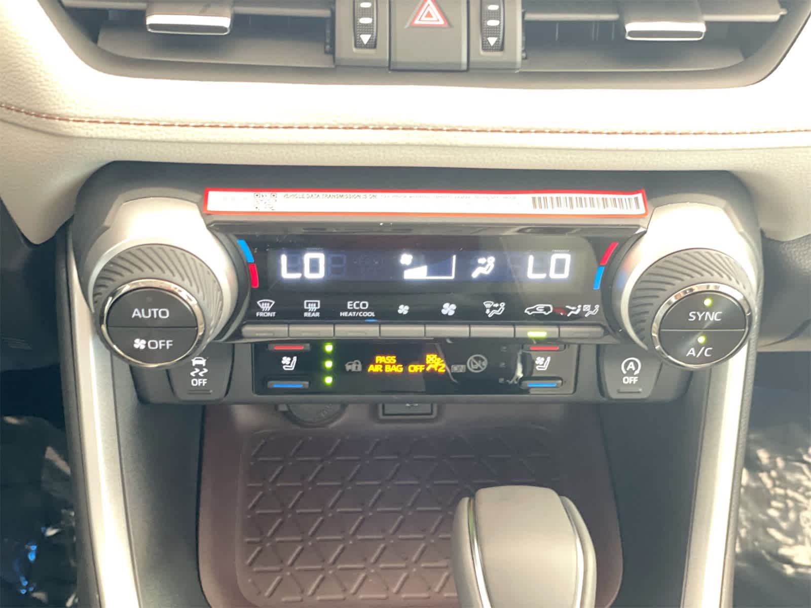 Thumbnail: 2025 Toyota RAV4 - 22