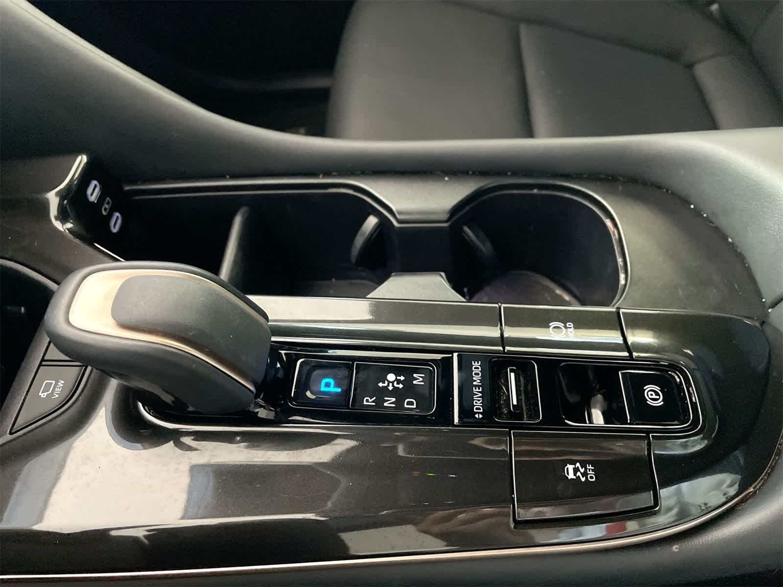 Thumbnail: 2024 Toyota Crown - 22