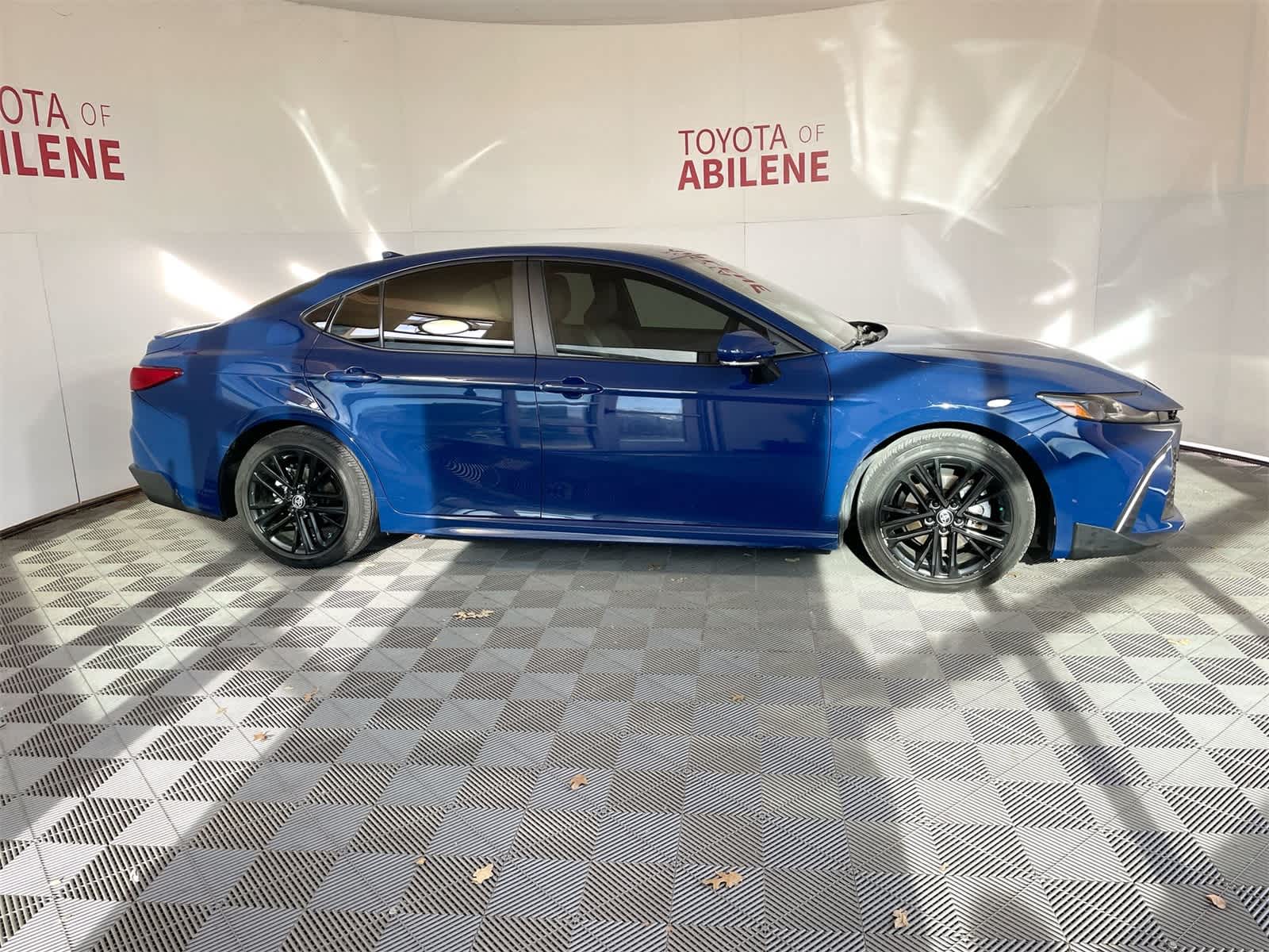 Thumbnail: 2025 Toyota Camry - 7