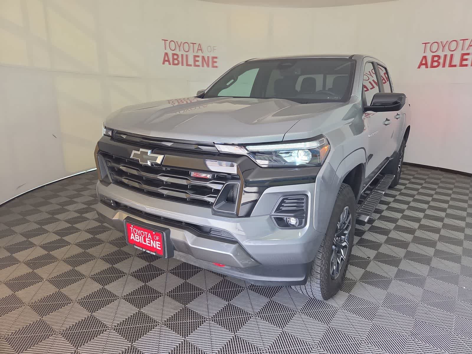 Thumbnail: 2023 Chevrolet Colorado - 1
