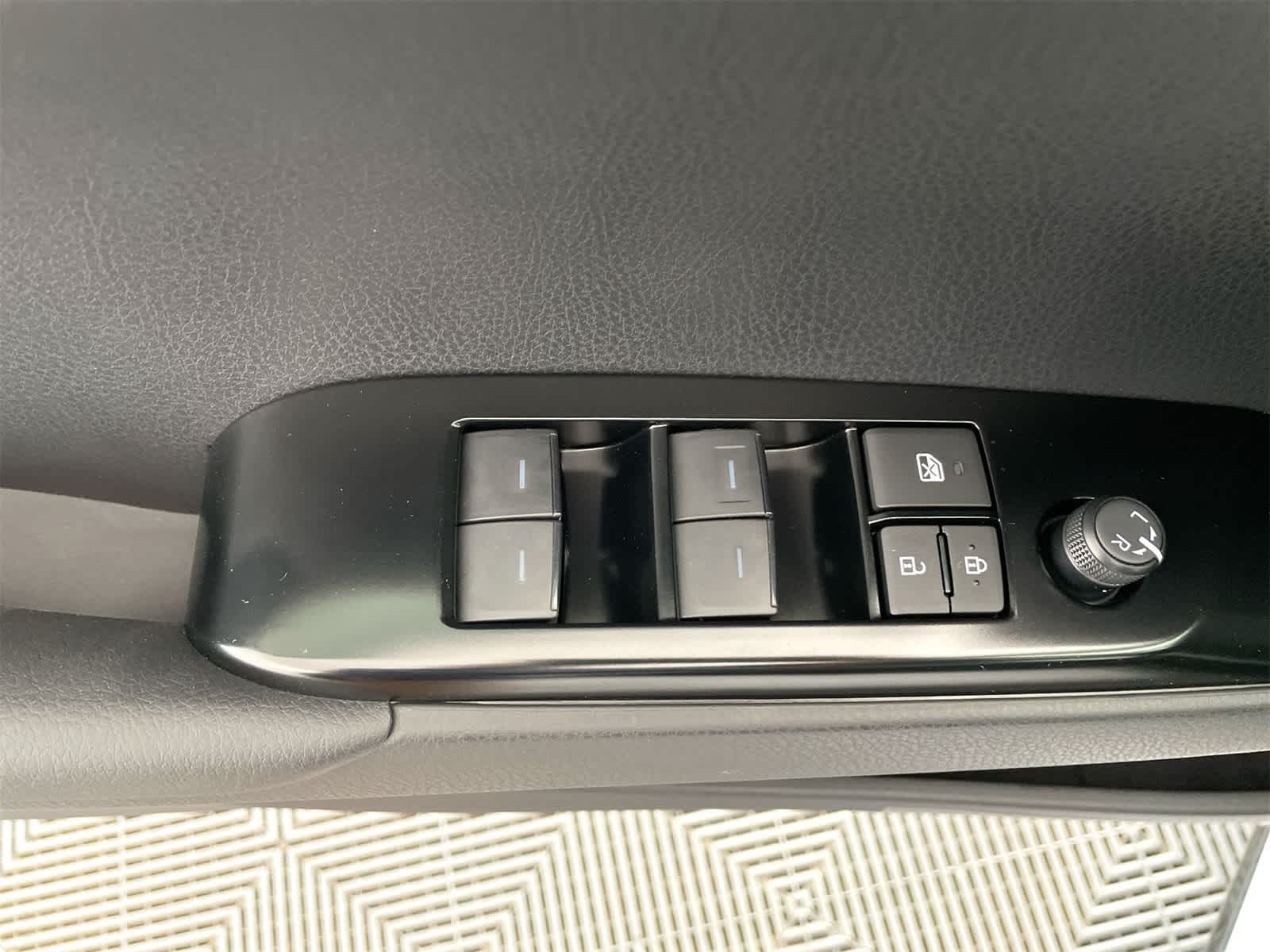 Thumbnail: 2026 Toyota Camry - 12